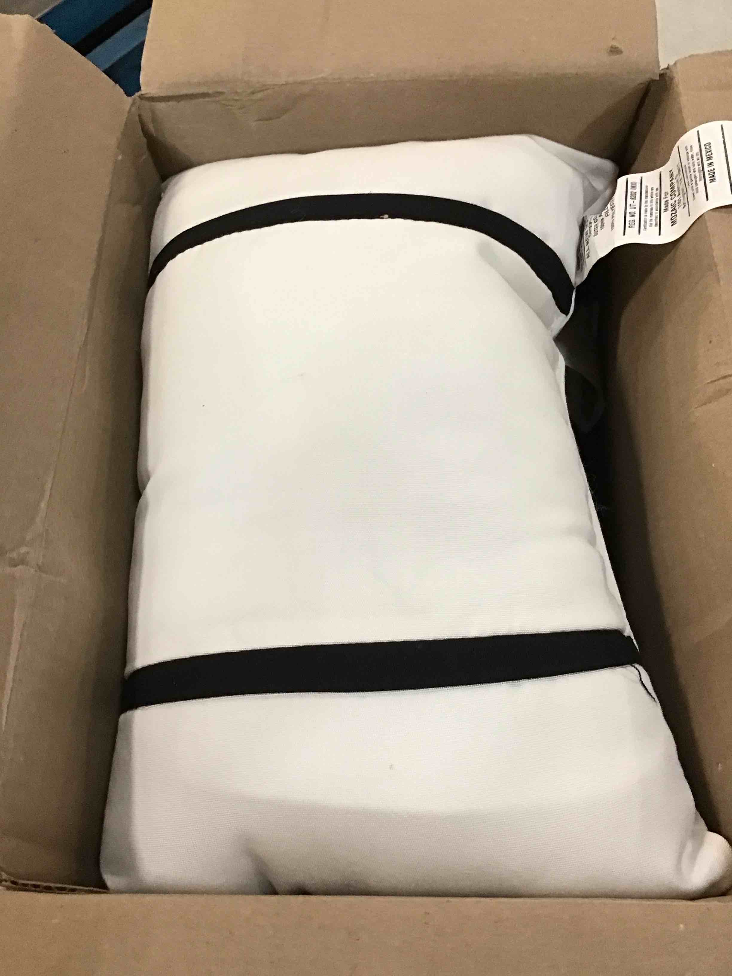 https://s3.amazonaws.com/lotting-images-prod/bidfta/BRN0025646_1723250393926.jpeg