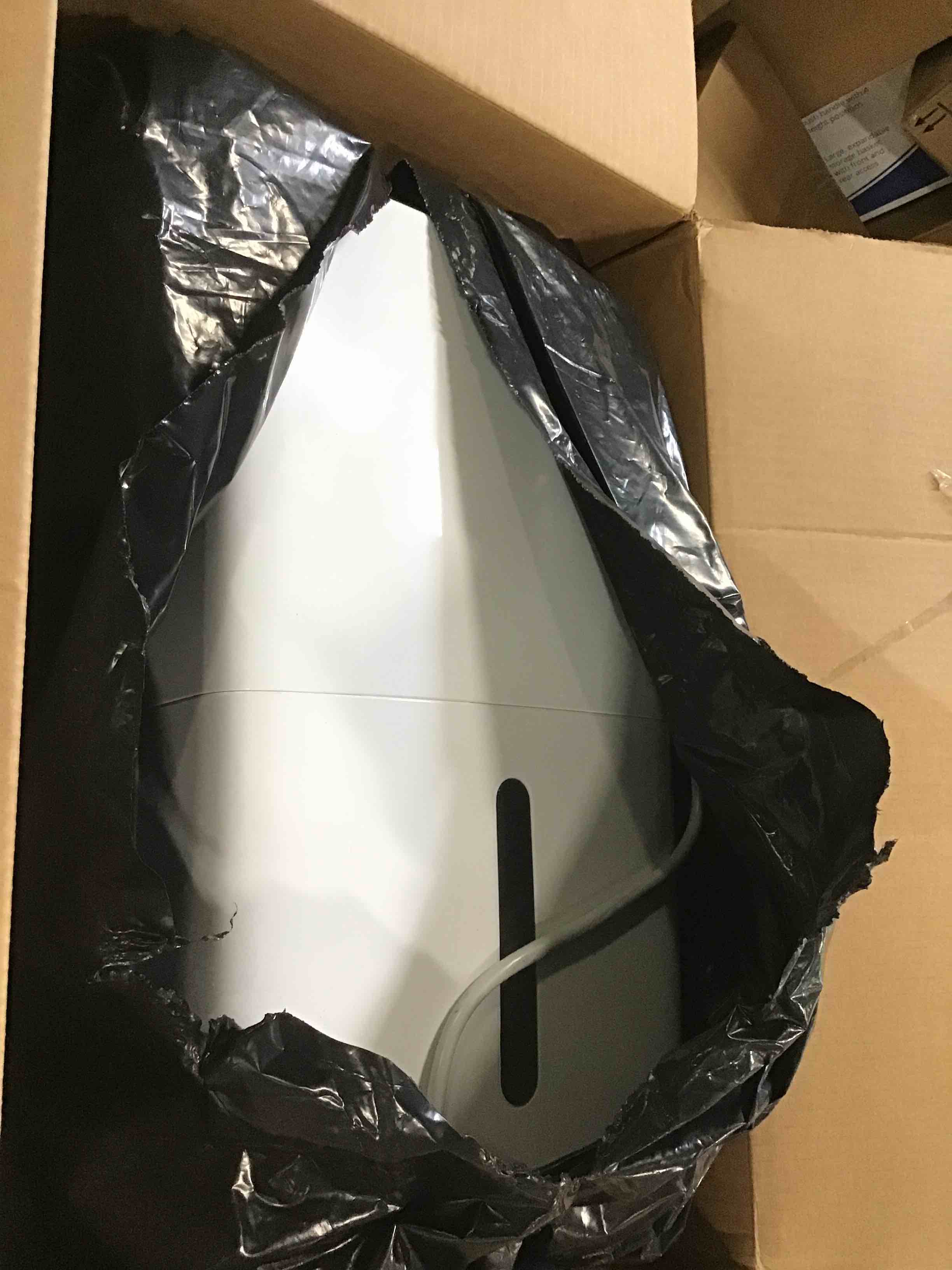 https://s3.amazonaws.com/lotting-images-prod/bidfta/BRN0027889_1725028333784.jpeg