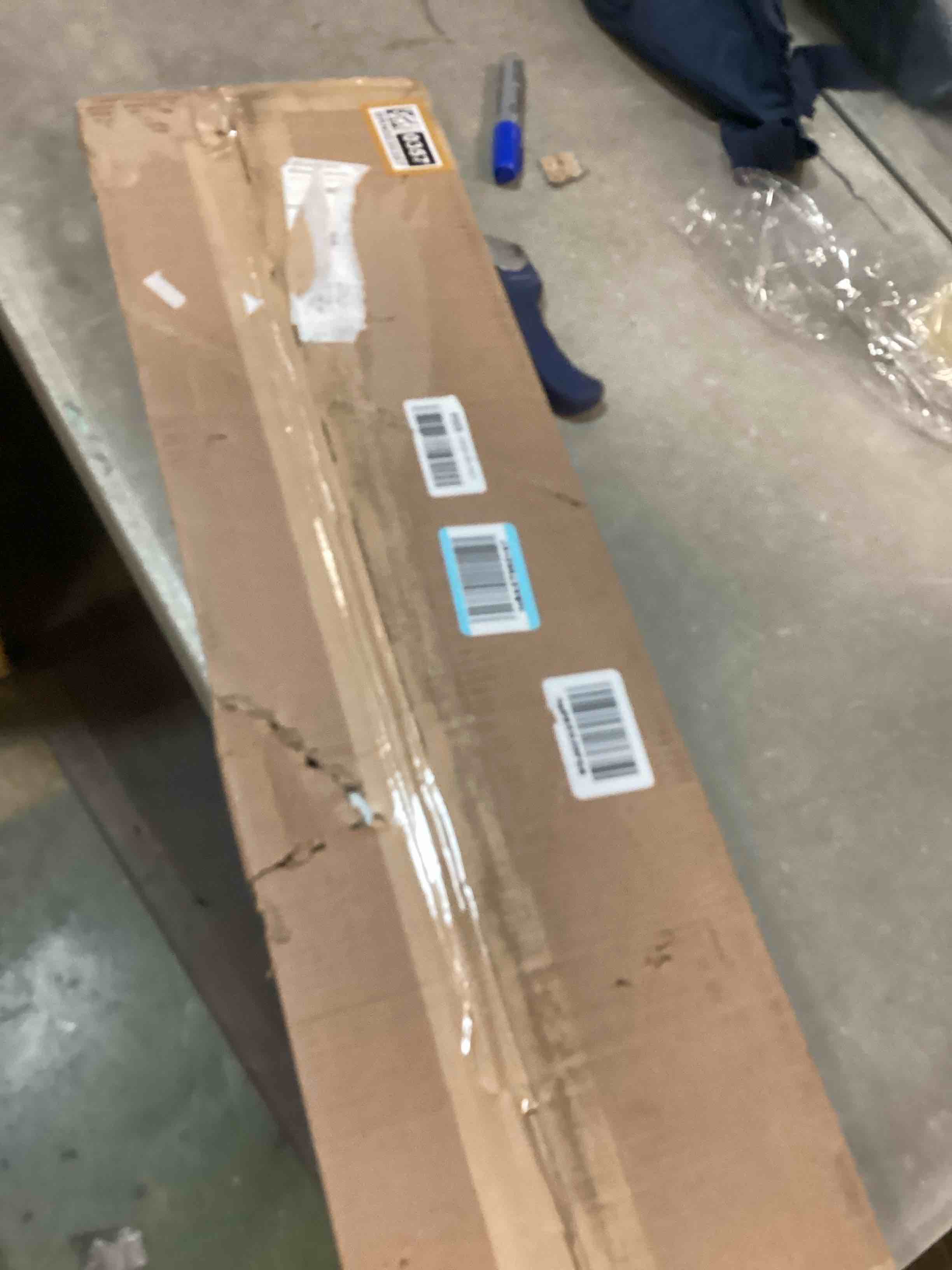 https://s3.amazonaws.com/lotting-images-prod/bidfta/BRN0030357_1727277276246.jpeg