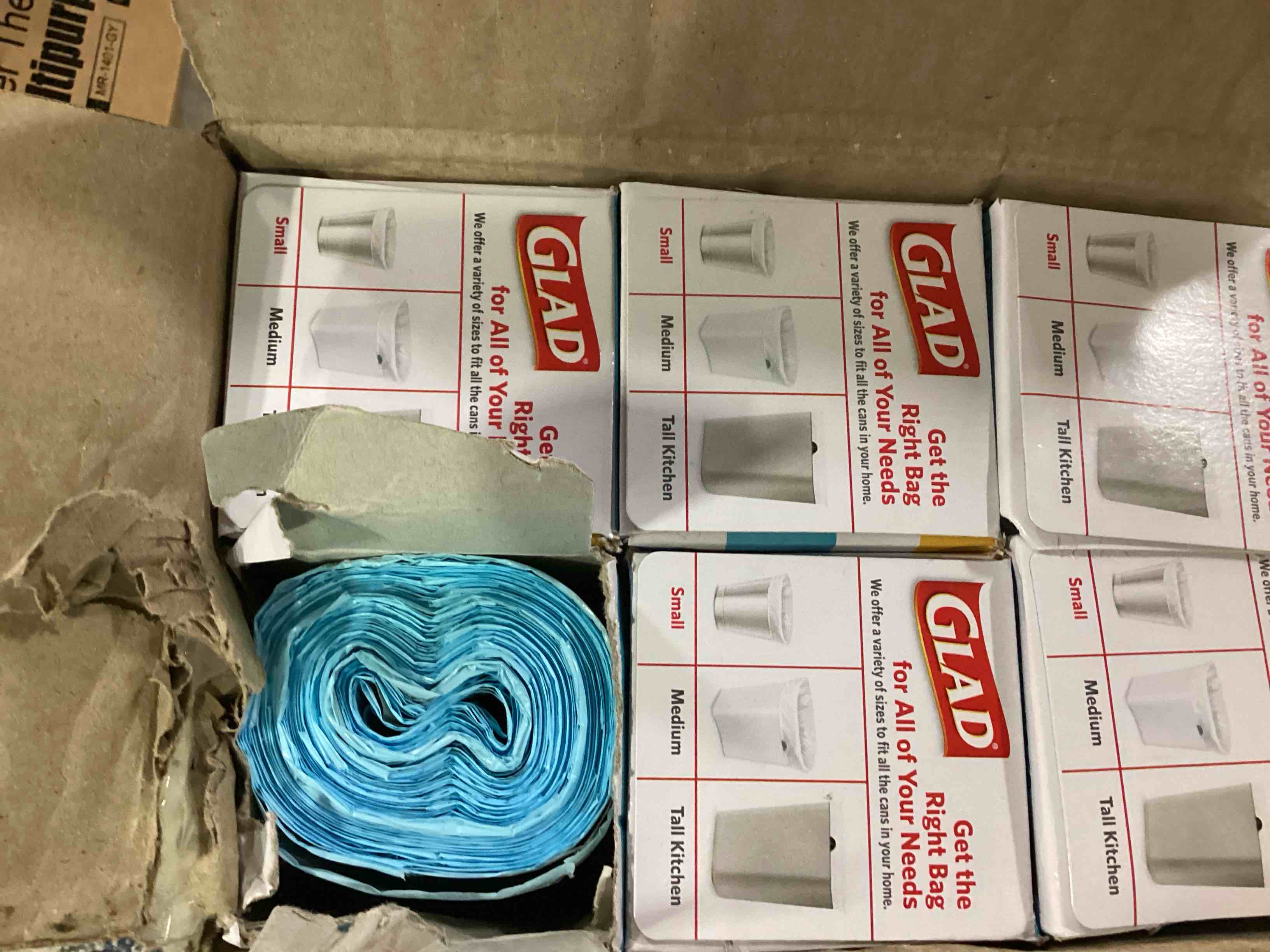 https://s3.amazonaws.com/lotting-images-prod/bidfta/BRN0035724_1723723666842.jpeg
