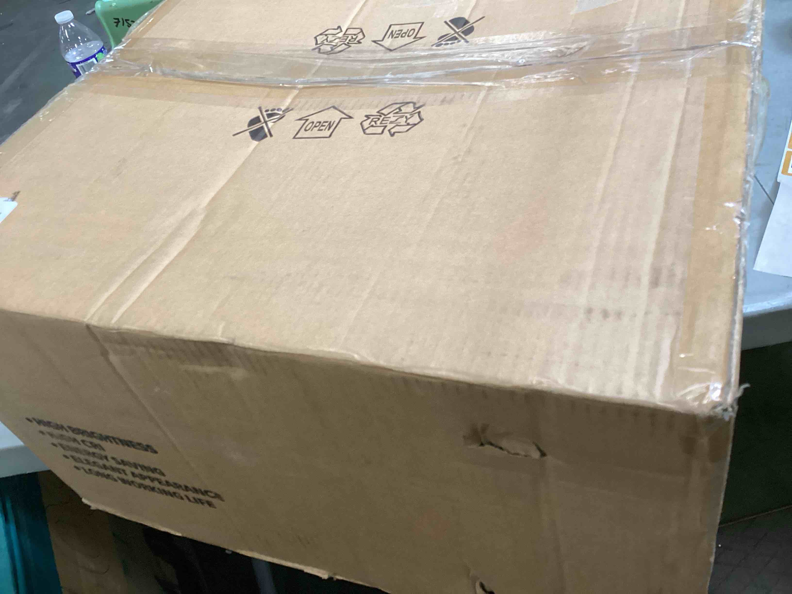 https://s3.amazonaws.com/lotting-images-prod/bidfta/BRN0036826_1723649293458.jpeg
