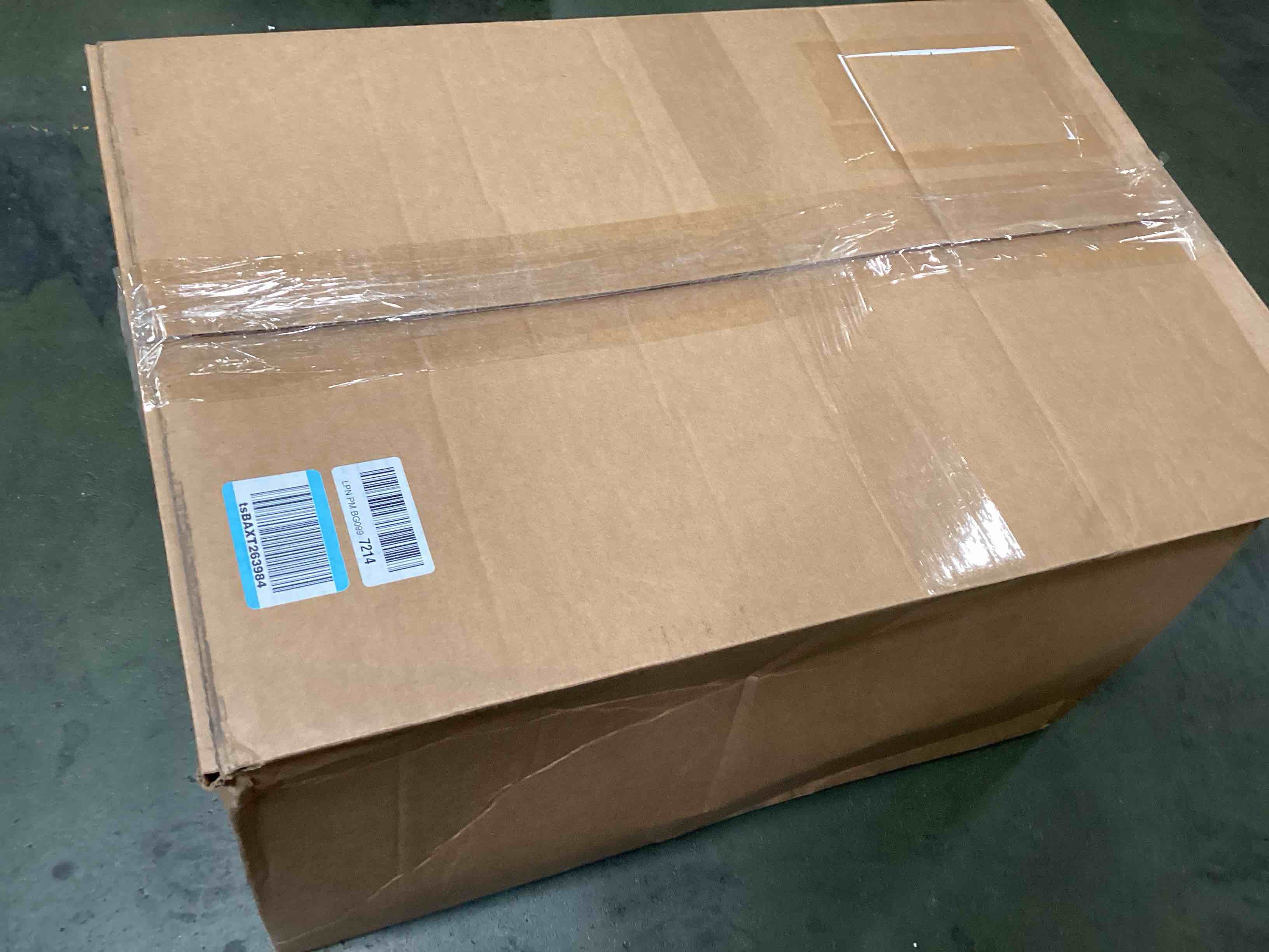 https://s3.amazonaws.com/lotting-images-prod/bidfta/BRN0036967_1723556201699.jpeg