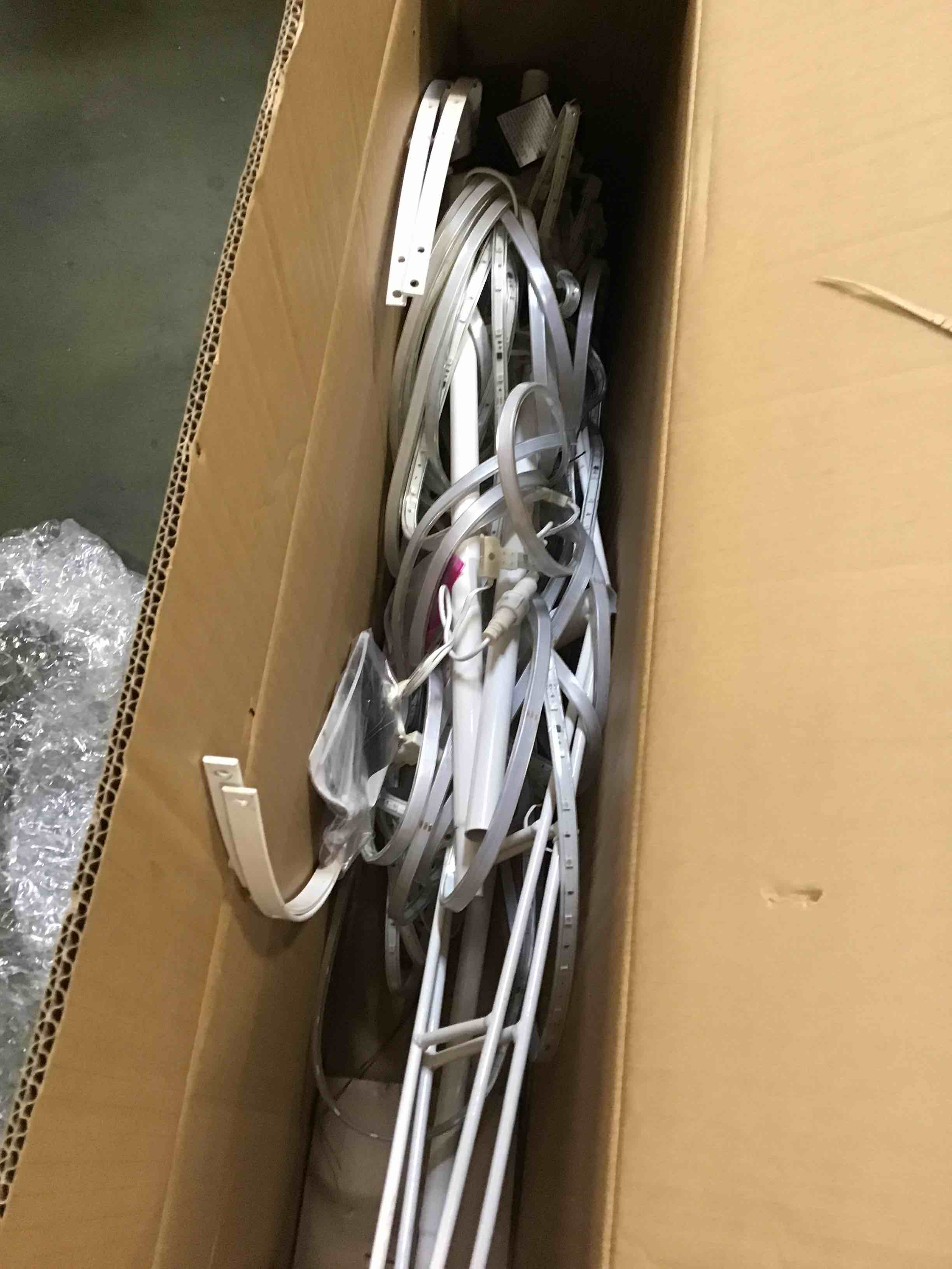 https://s3.amazonaws.com/lotting-images-prod/bidfta/BRN0037798_1723043972310.jpeg