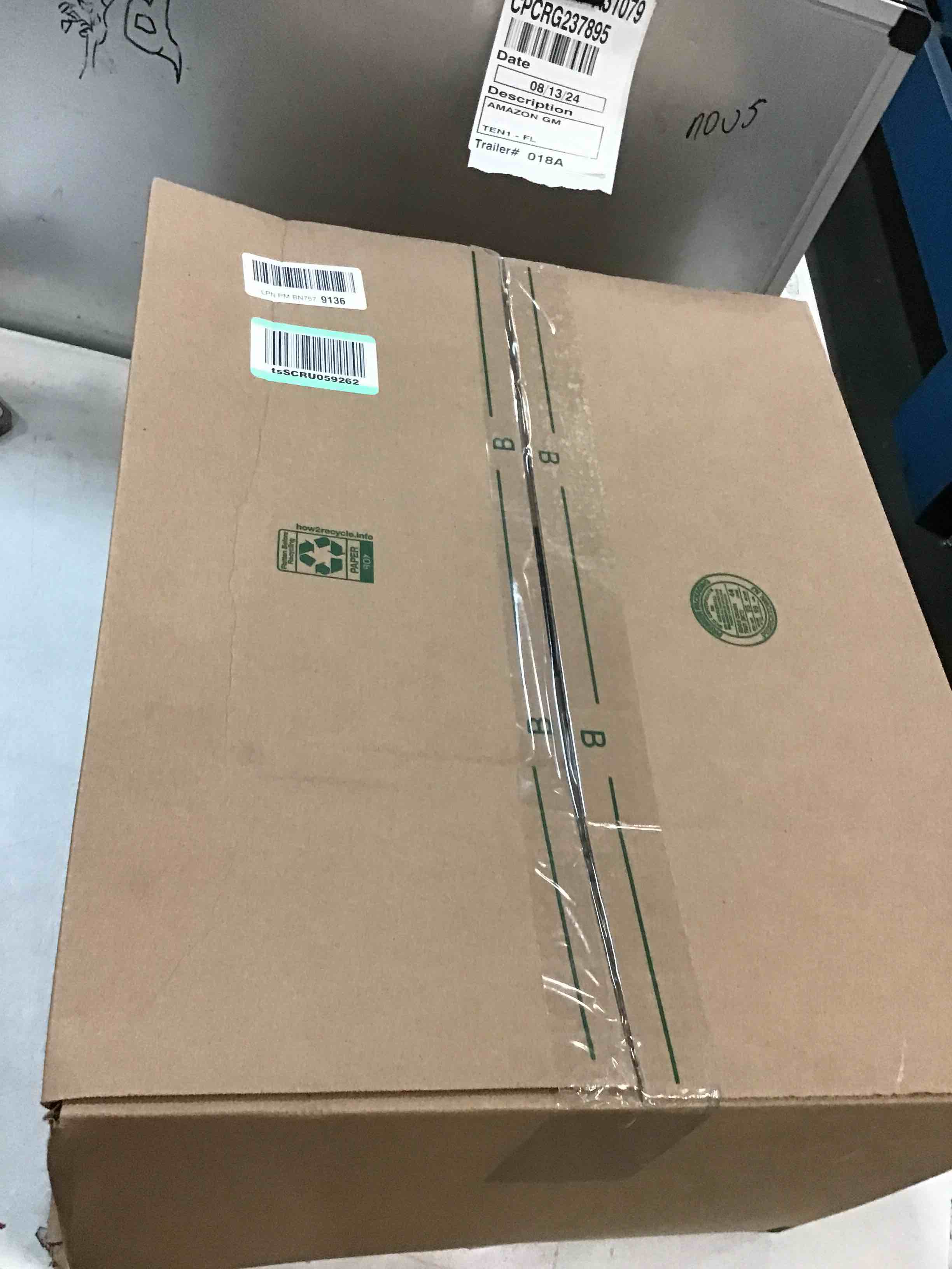 https://s3.amazonaws.com/lotting-images-prod/bidfta/BRN0038891_1723764400991.jpeg