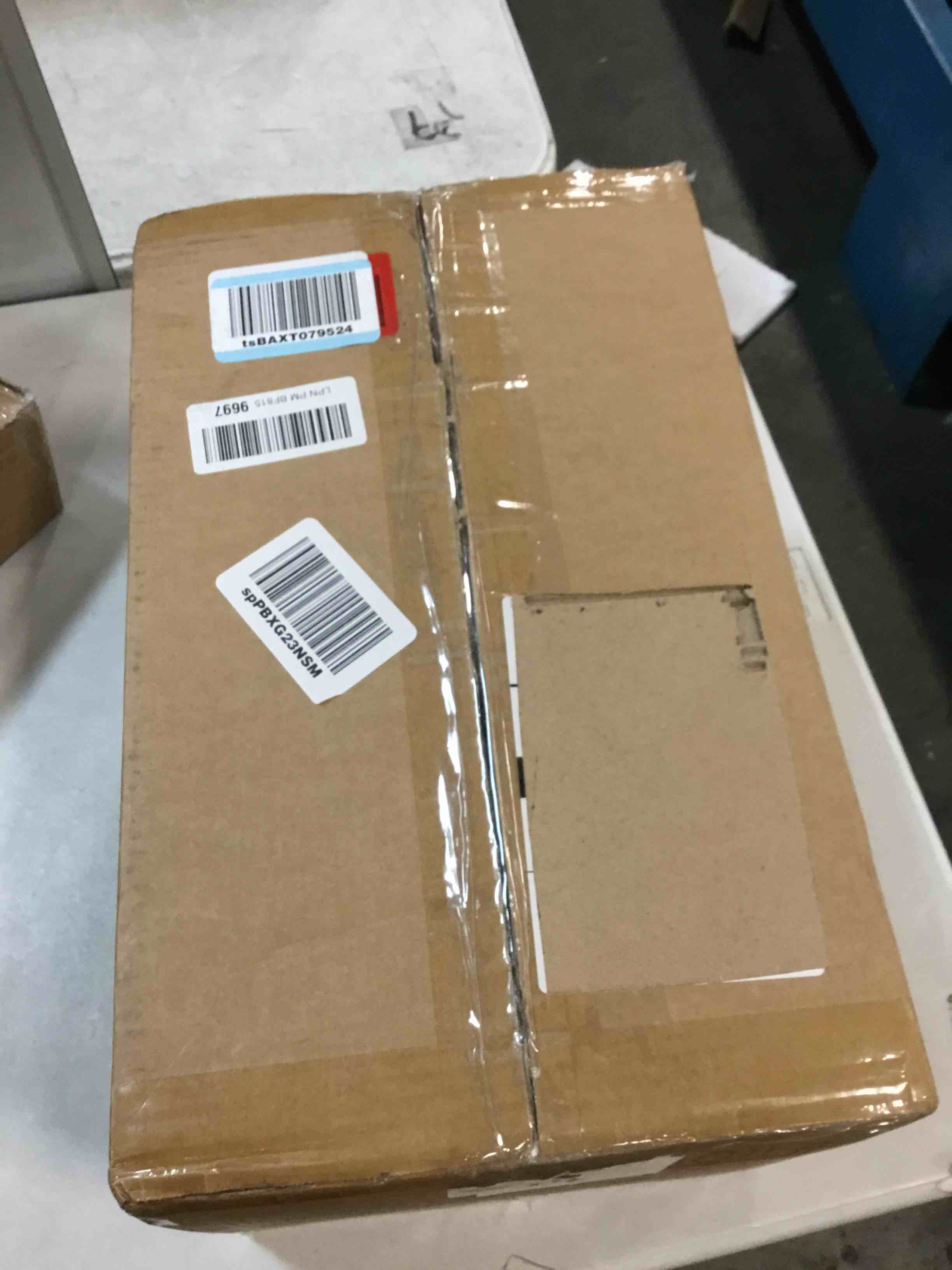 https://s3.amazonaws.com/lotting-images-prod/bidfta/BRN0039092_1723595810499.jpeg