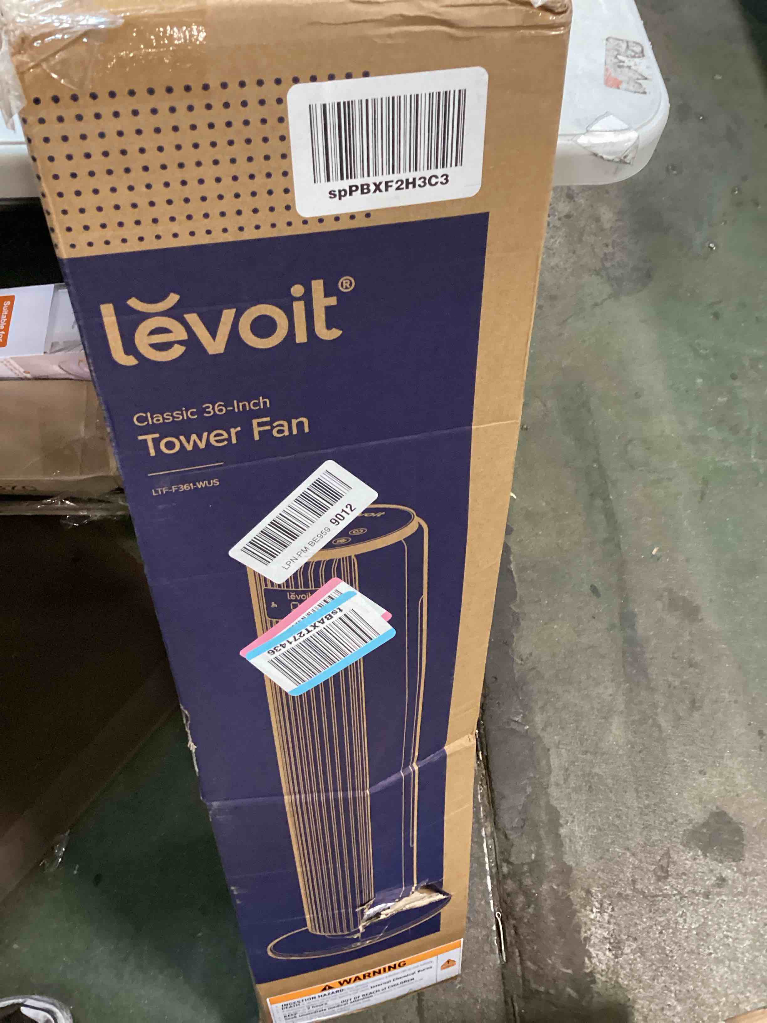 https://s3.amazonaws.com/lotting-images-prod/bidfta/BRN0039772_1723170016139.jpeg