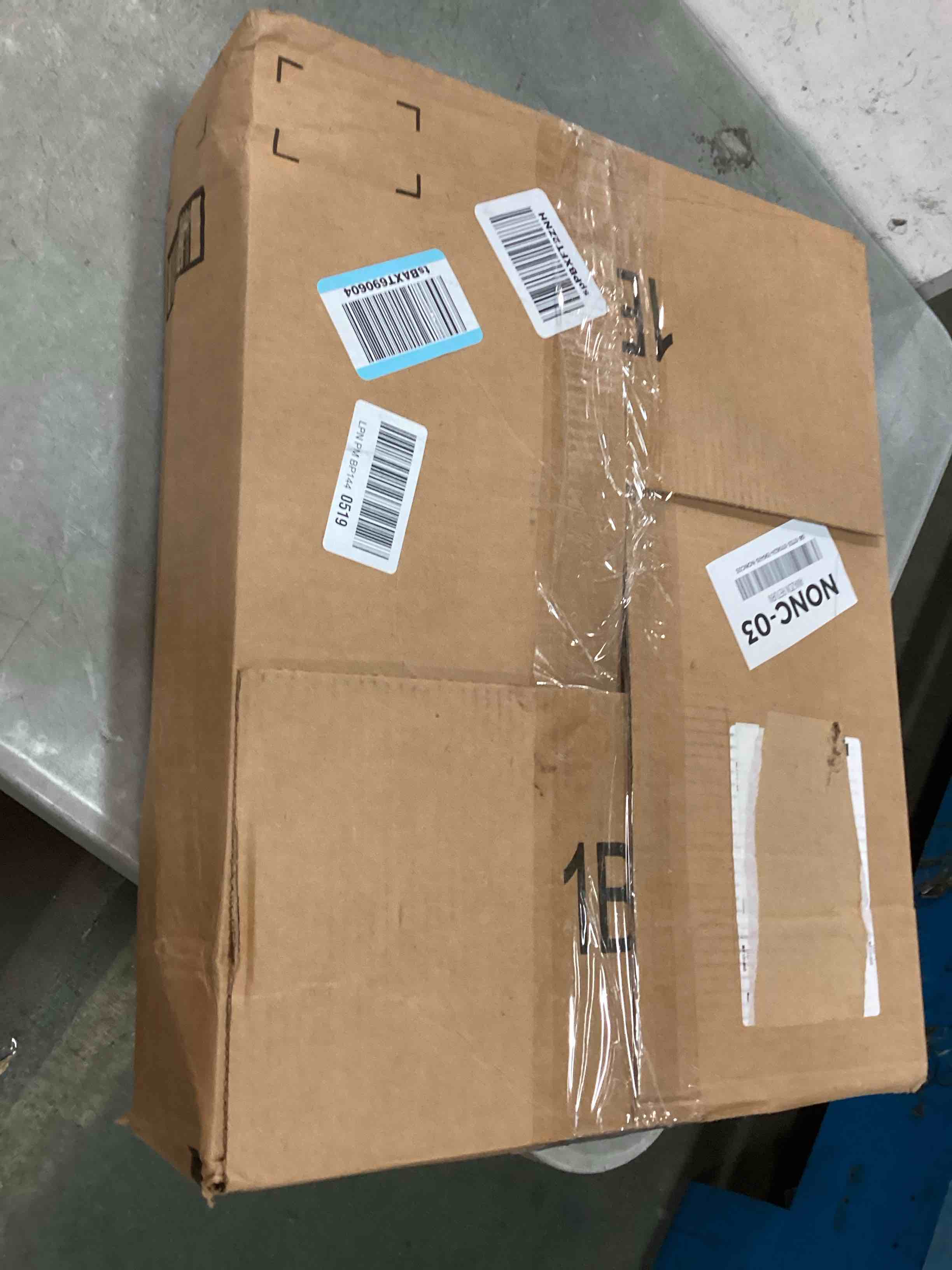 https://s3.amazonaws.com/lotting-images-prod/bidfta/BRN0041639_1723249283291.jpeg
