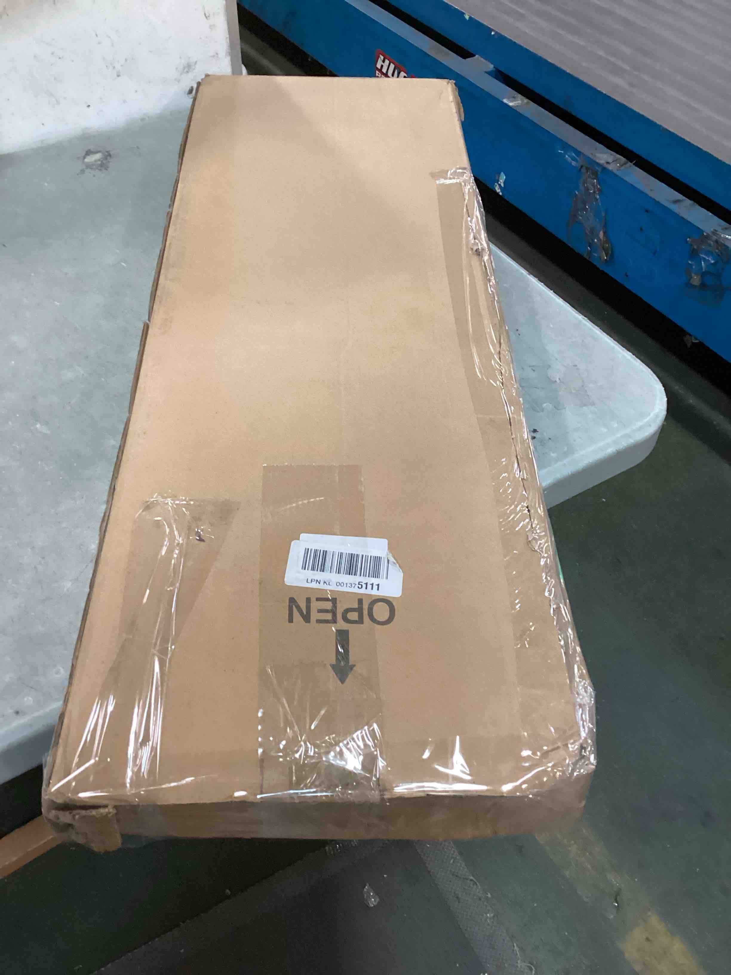 https://s3.amazonaws.com/lotting-images-prod/bidfta/BRN0041837_1723155006094.jpeg