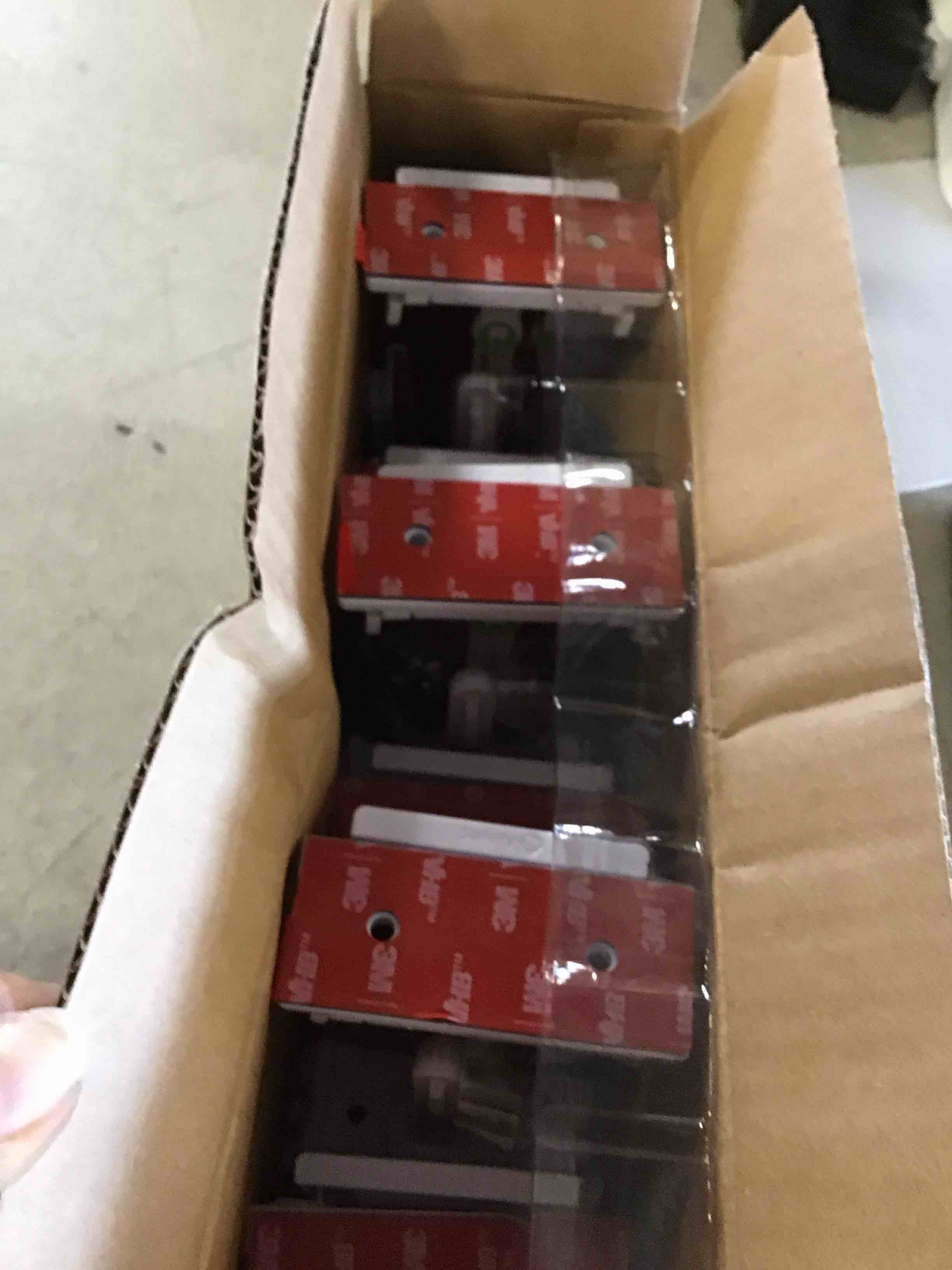 https://s3.amazonaws.com/lotting-images-prod/bidfta/BRN0043087_1723657180777.jpeg