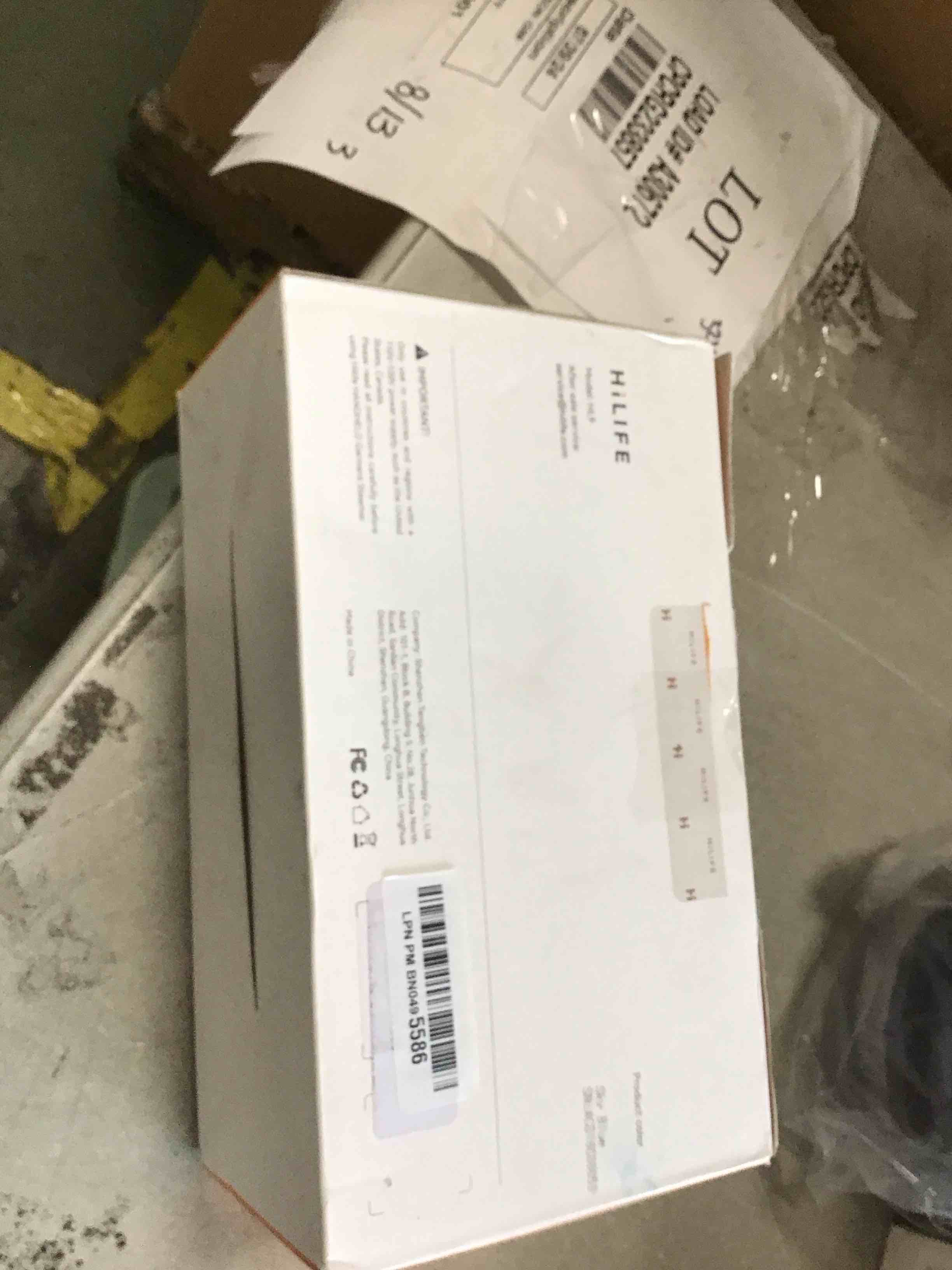 https://s3.amazonaws.com/lotting-images-prod/bidfta/BRN0043313_1723726946657.jpeg