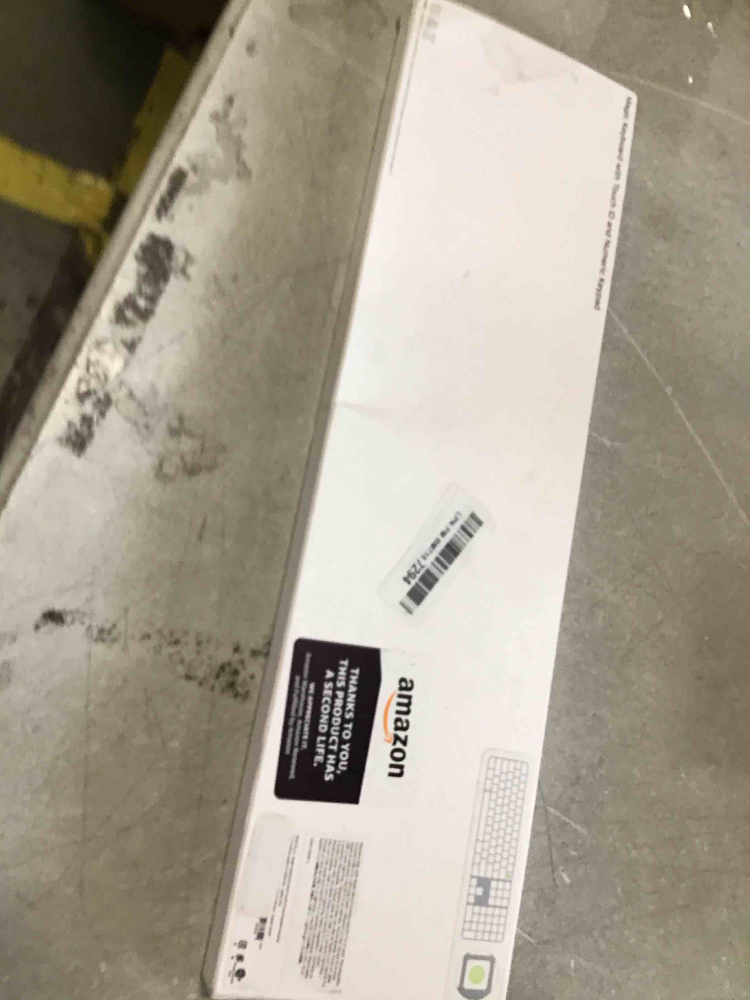 https://s3.amazonaws.com/lotting-images-prod/bidfta/BRN0043316_1723727050166.jpeg