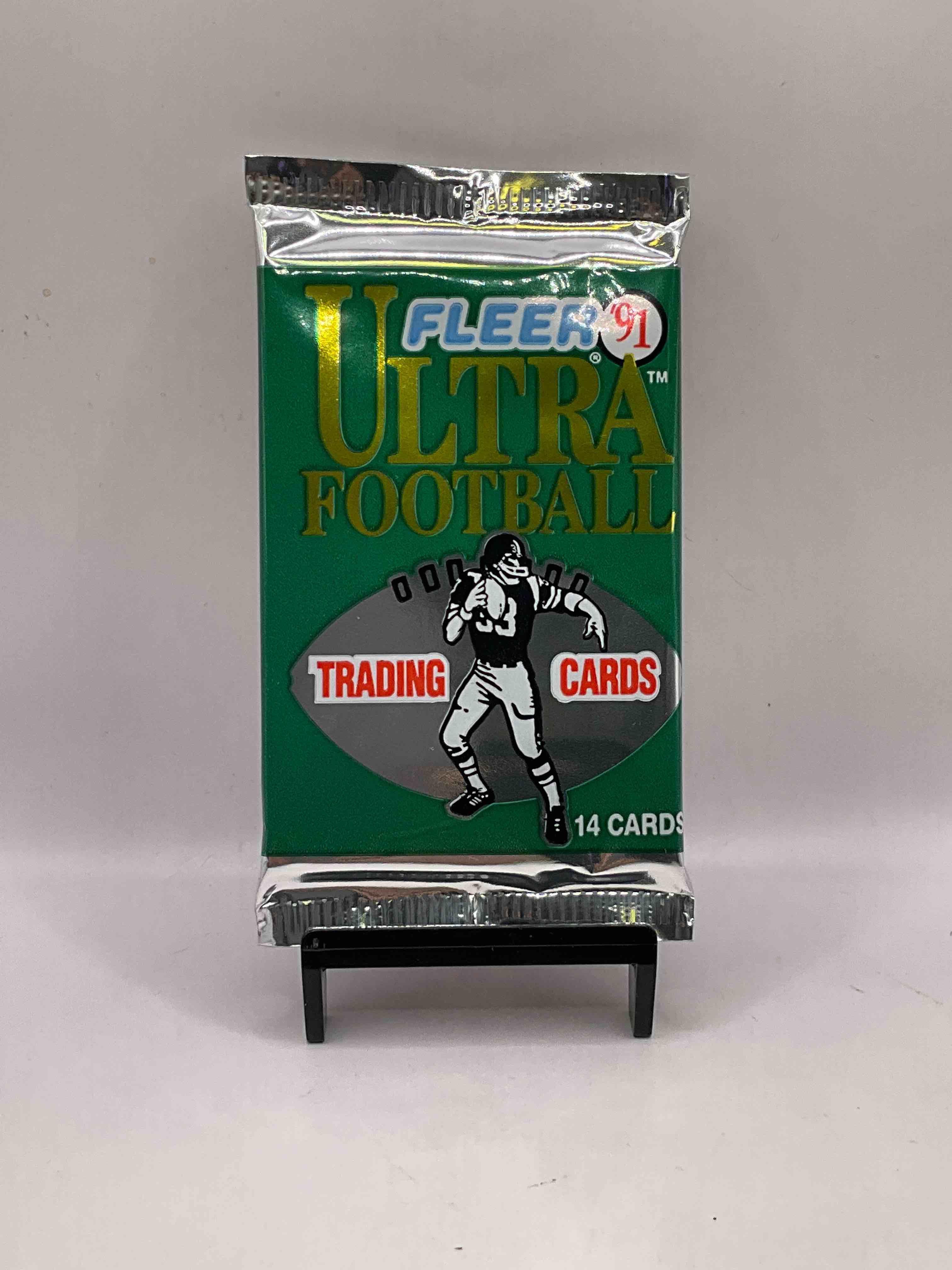 Brett Favre Rookie!? 1991 Fleer ULTRA Unopened Packs Straight From Original Box! Search For Brett Favre Rookie & Other Valuable Cards From Joe Montana Emmitt Smith & Barry Sanders! 