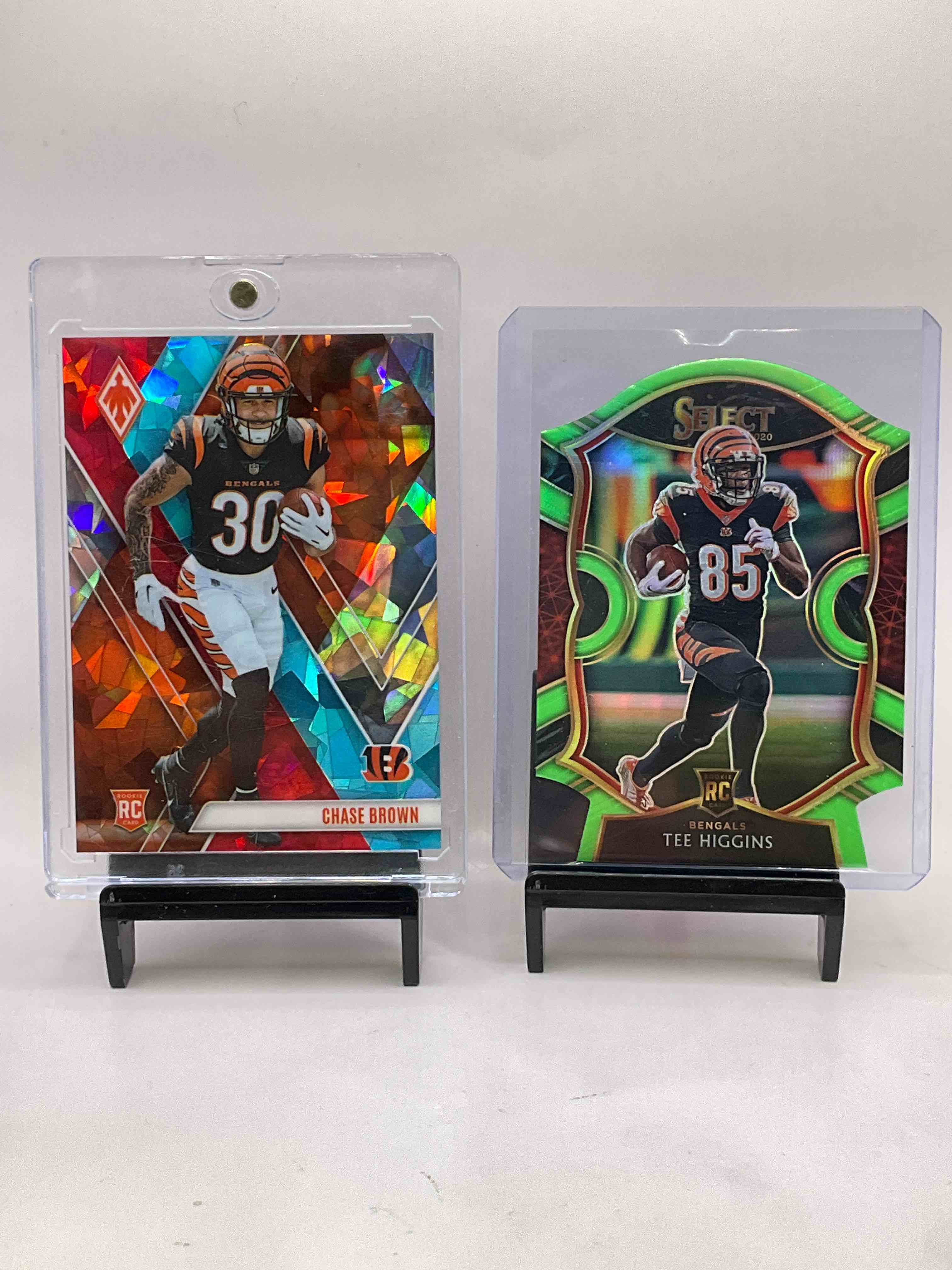  orts Cards & Memorabilia!