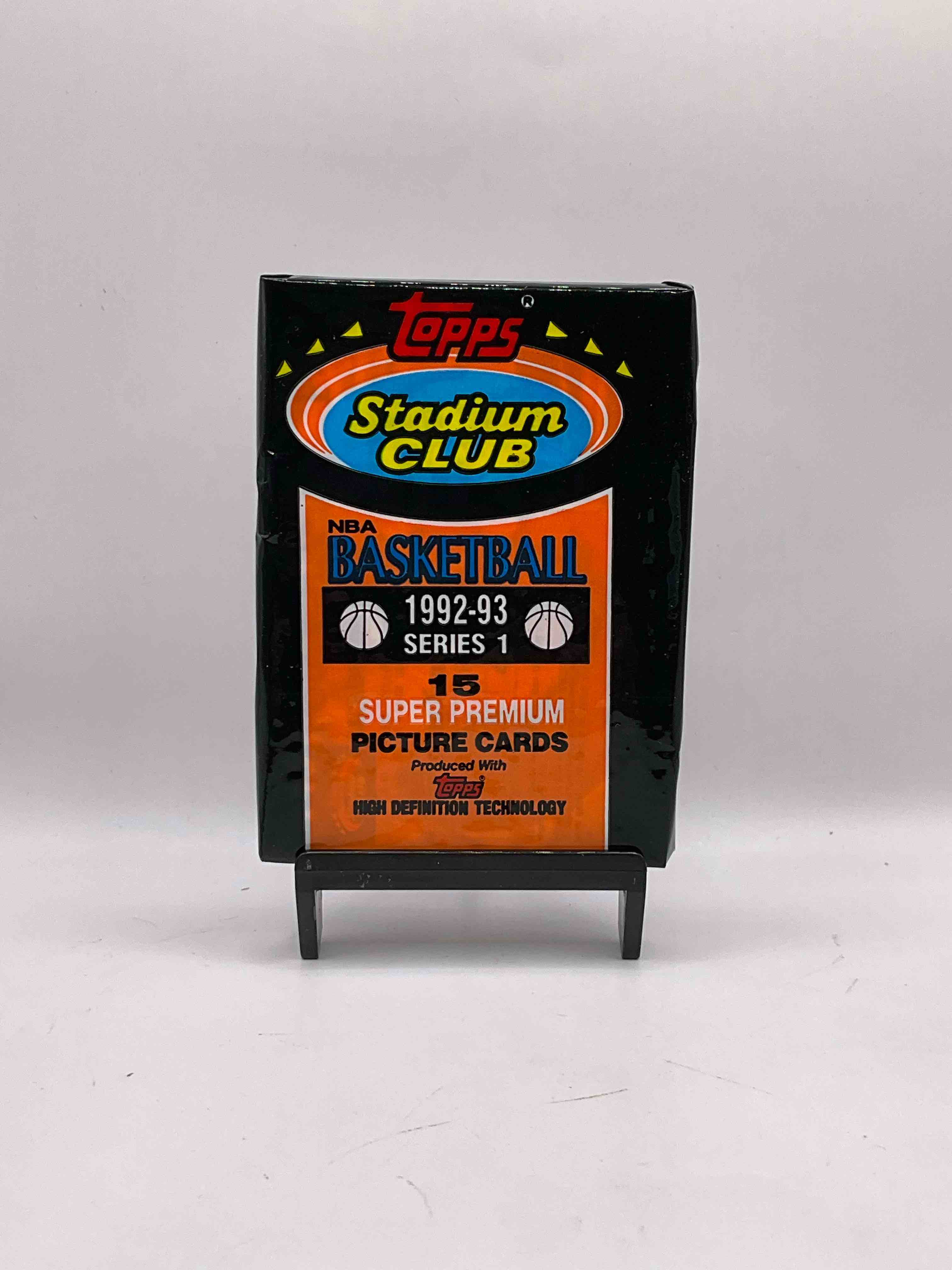 1992/93 Michael Jordan? Topps Stadium Club Basketball! Awesome Investment Potential, Topps Premiere Card Line, Stadium Club, NBA Sealed Basketball Card Pack, Direct From Original Sealed Retail Case. Search For Several Valuable Michael Jordan, Shaq O'Neil & Magic Johnson Cards. NBA Basketball Cards From This Era, Especially Premium Cards Such As Topps Stadium Club, Are Drying Up Fast! A Great Sports Card Memorabilia Investment!