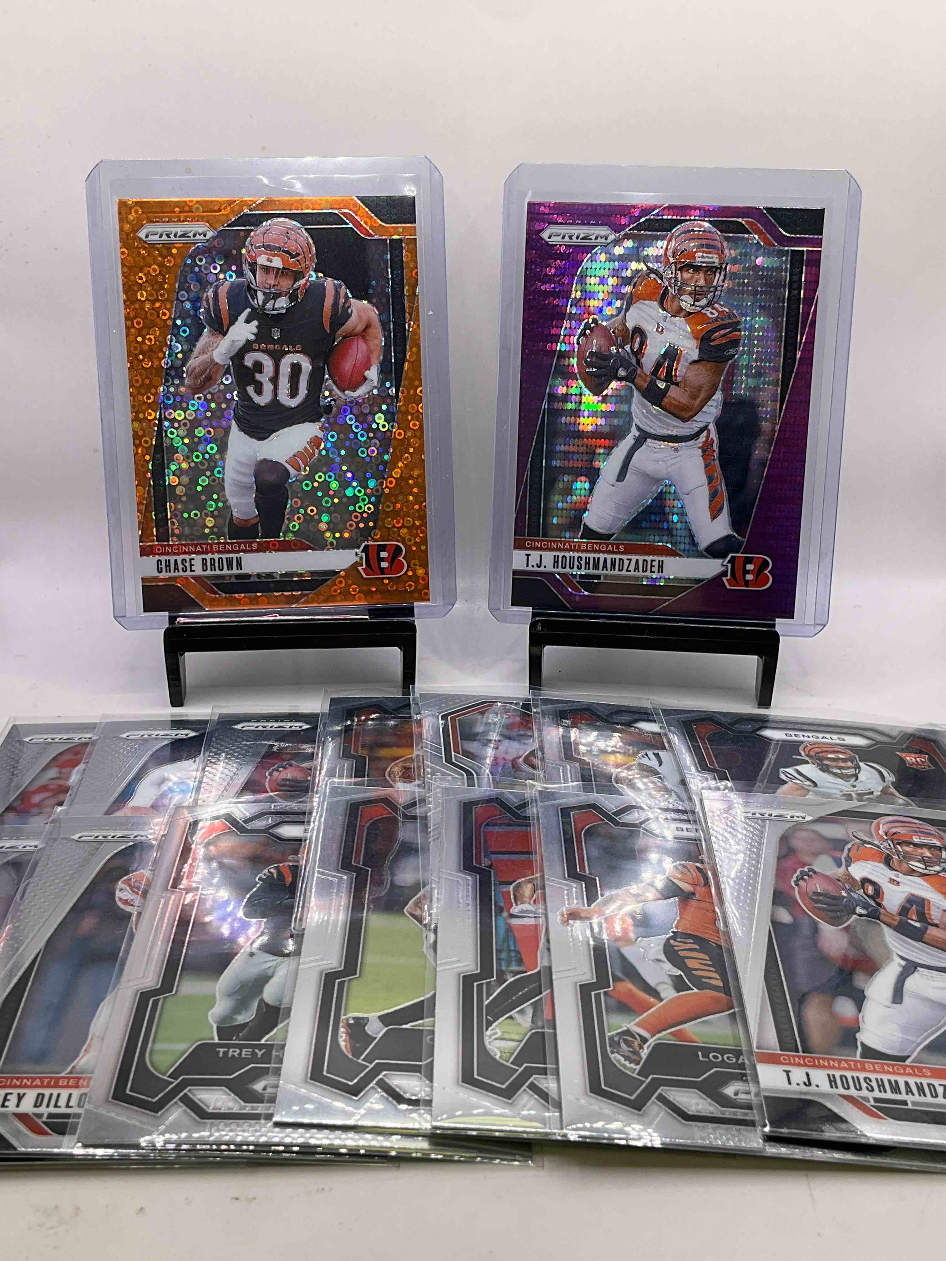 Bengals Prizm Extravaganza! 2020-2024 Prizms! Chase Brown Orange Disco 2024 Prizm, Purple Shock Prizm, Hendrickson, Higgins, Atkins, Chad Johnson & More! All Mint!