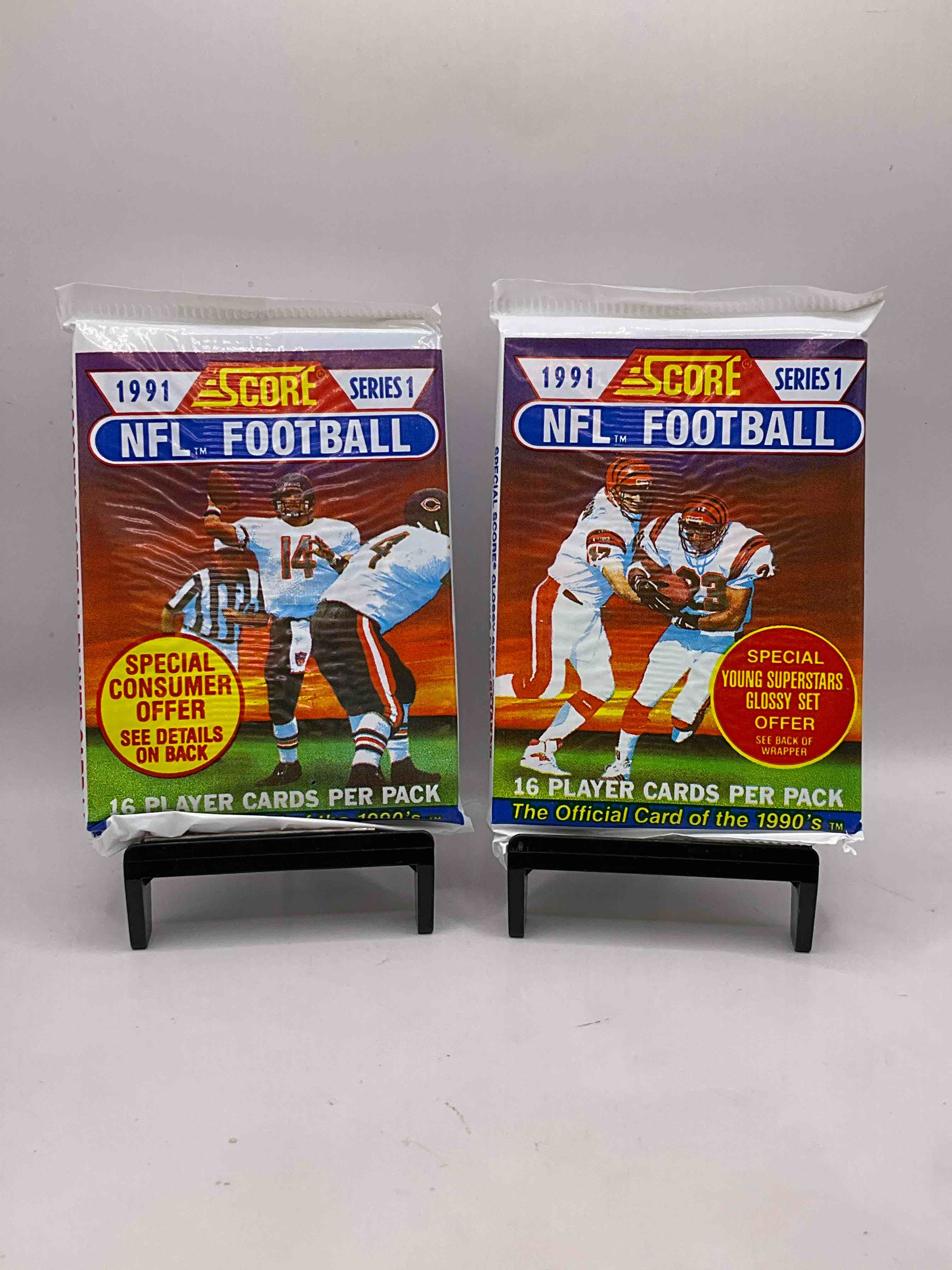 1991 NFL Score Football Sealed Card Pack, Direct From Original Retail Case! These Cards Are Sought After By Collectors For Their Awesome, Nostalgic Look. Search For Brett Favre Rookie, Early Jerry Rice, Early Emmit Smith, Joe Montana & So Much More!