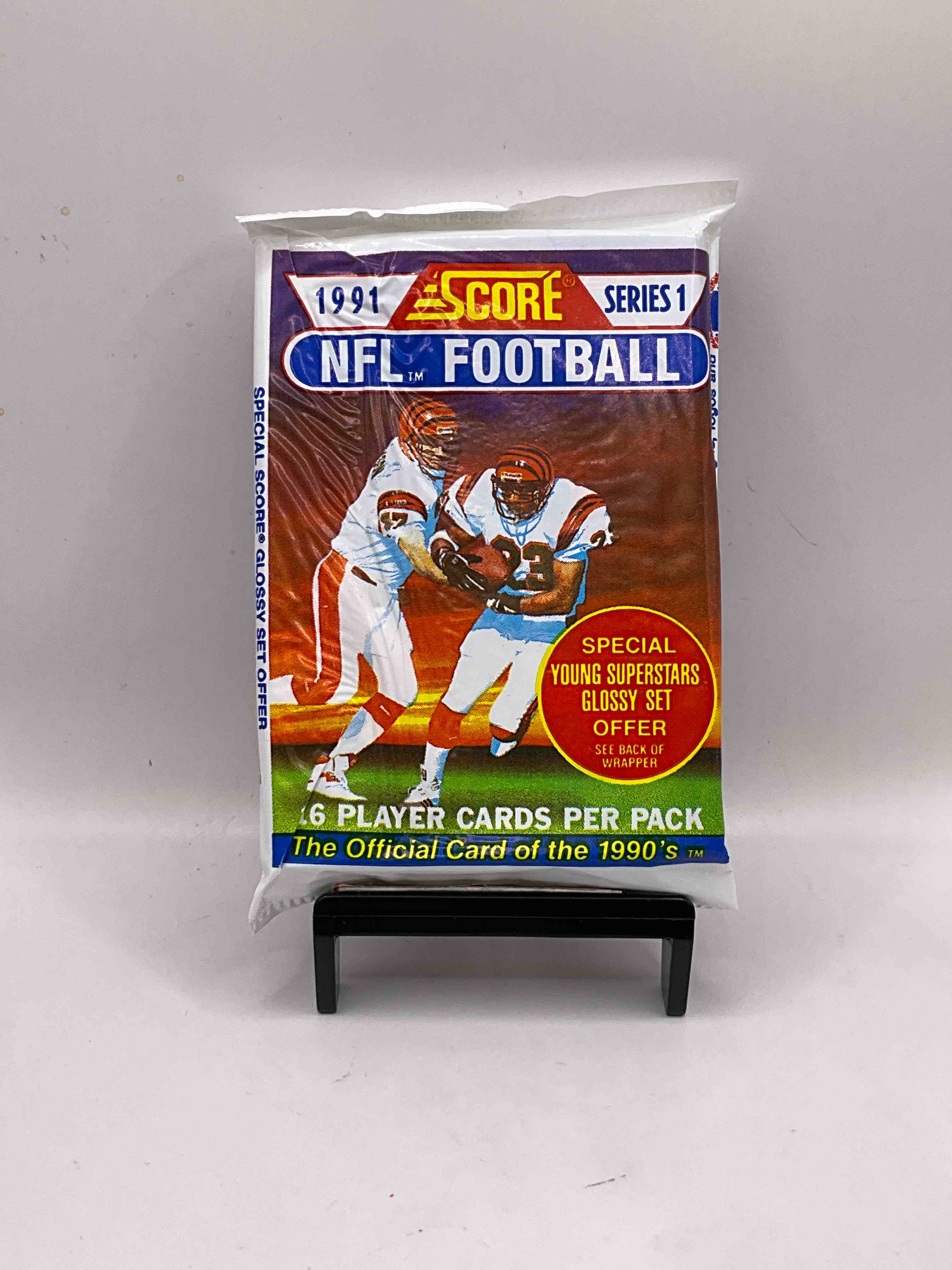 1991 NFL Score Football Sealed Card Pack, Direct From Original Retail Case! These Cards Are Sought After By Collectors For Their Awesome, Nostalgic Look. Search For Brett Favre Rookie, Early Jerry Rice, Early Emmit Smith, Joe Montana & So Much More!