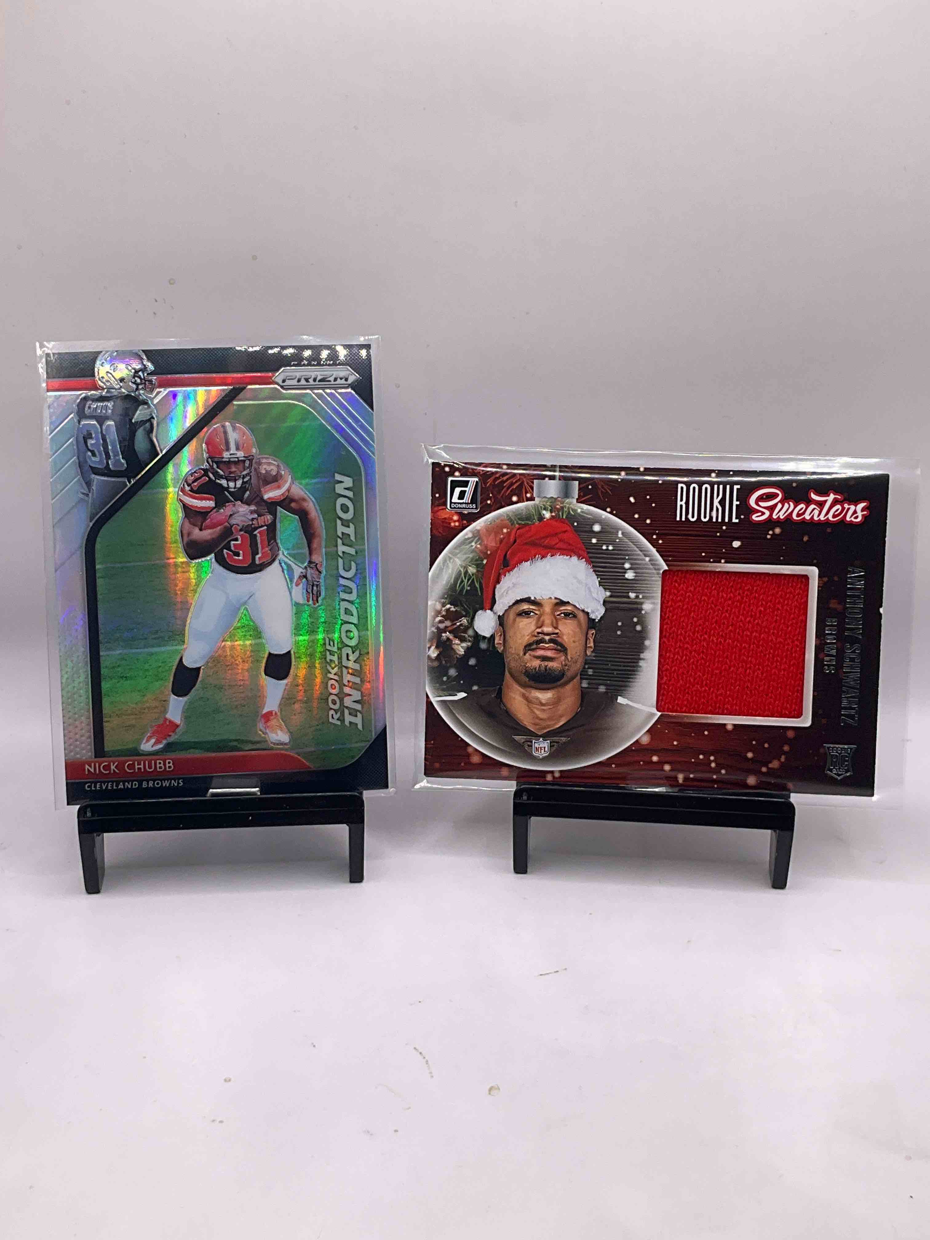 Browns Bonanza! Nick Chubb Prizm Silver Refractor Rookie Card, Anthony Schwartz Rookie Sweaters Rookie Card, Odell Beckham Pink Camo Mosaic, Johnny Manziel Rookie, David Bell Prizm Silver Jersey Rookie, Denzel Ward, David Njoku & Kiser High End Rookies & More! Numbered, Jersey, Rookie Cards & More!