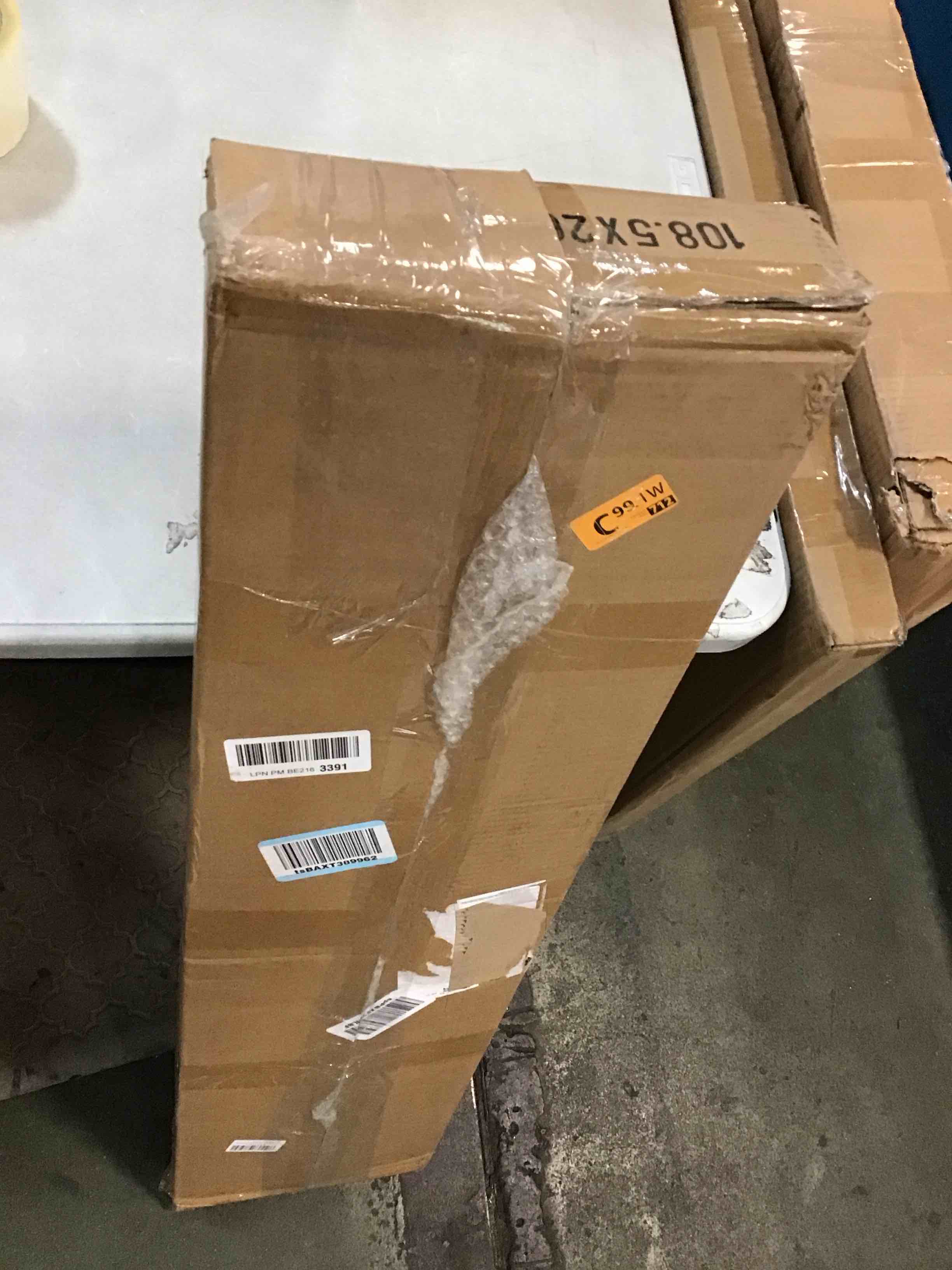 https://s3.amazonaws.com/lotting-images-prod/bidfta/BRN0052449_1725401697923.jpeg