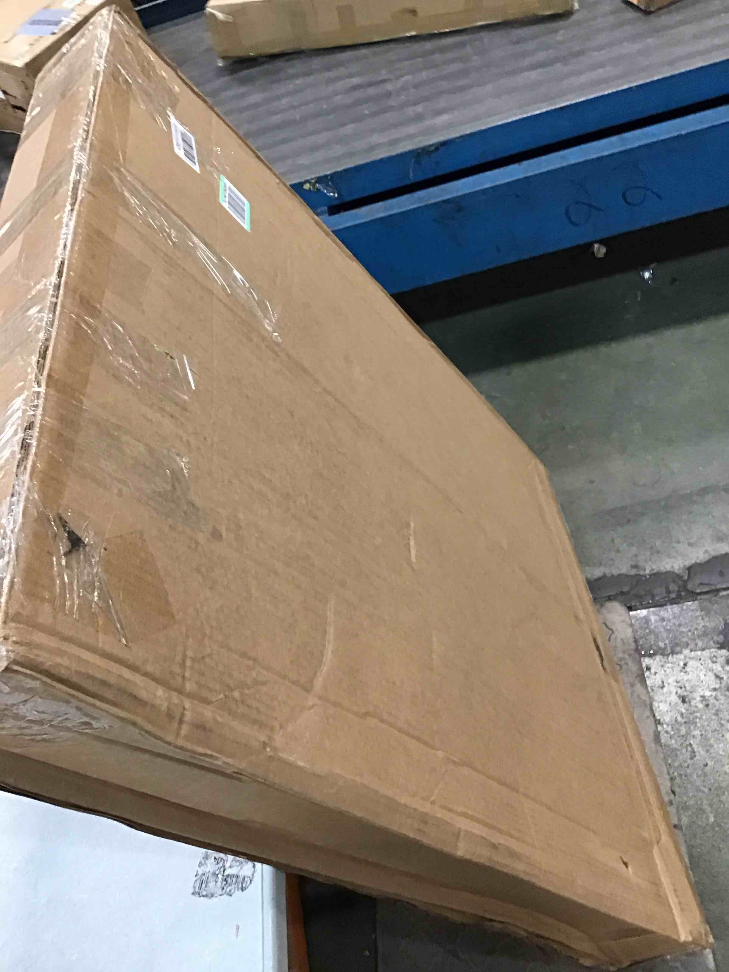 https://s3.amazonaws.com/lotting-images-prod/bidfta/BRN0052520_1725078909290.jpeg
