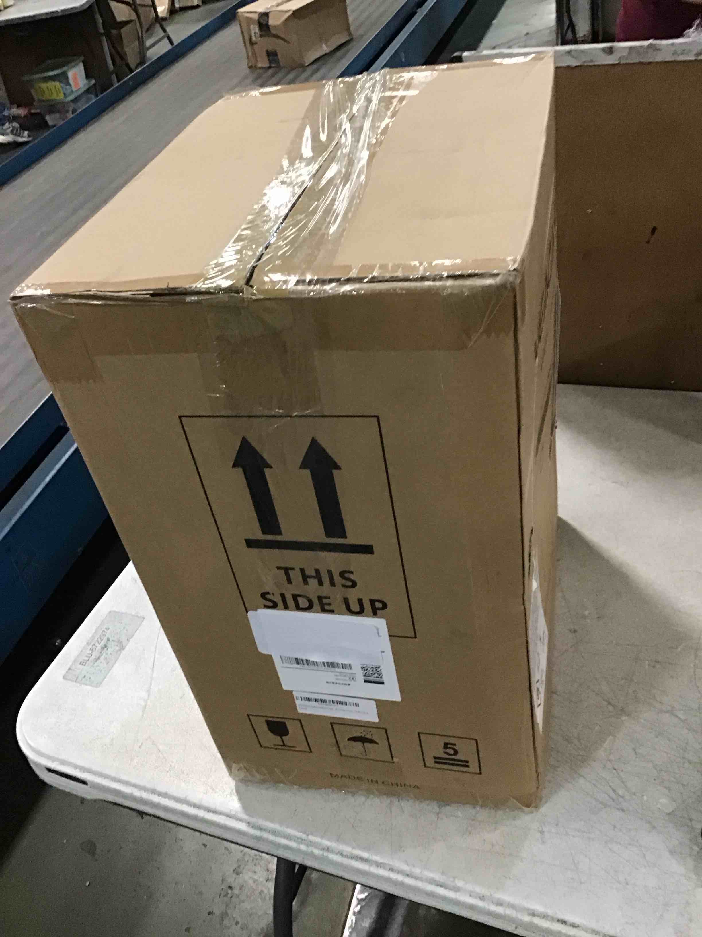 https://s3.amazonaws.com/lotting-images-prod/bidfta/BRN0053437_1724465125079.jpeg