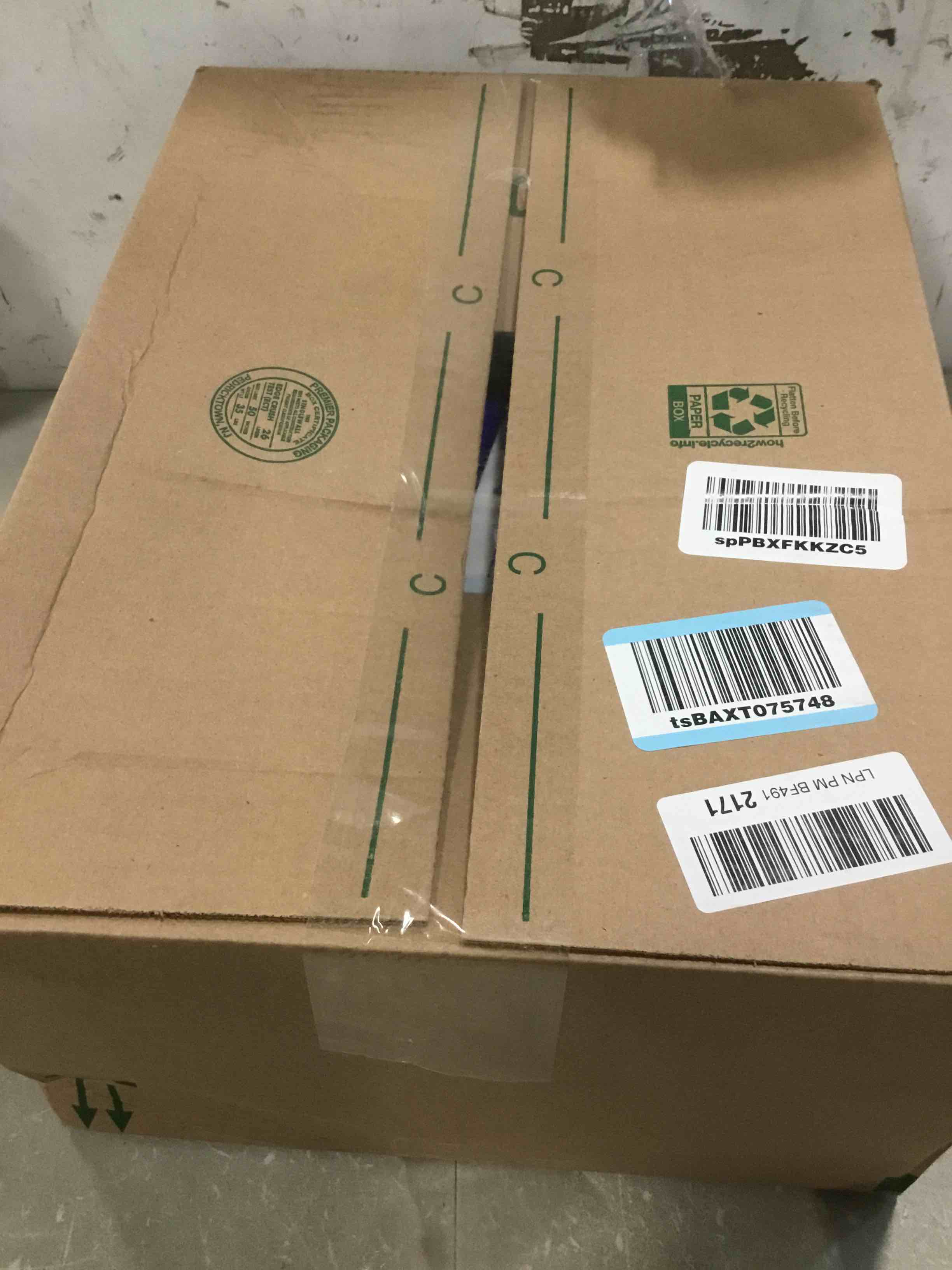 https://s3.amazonaws.com/lotting-images-prod/bidfta/BRN0054976_1725471037502.jpeg