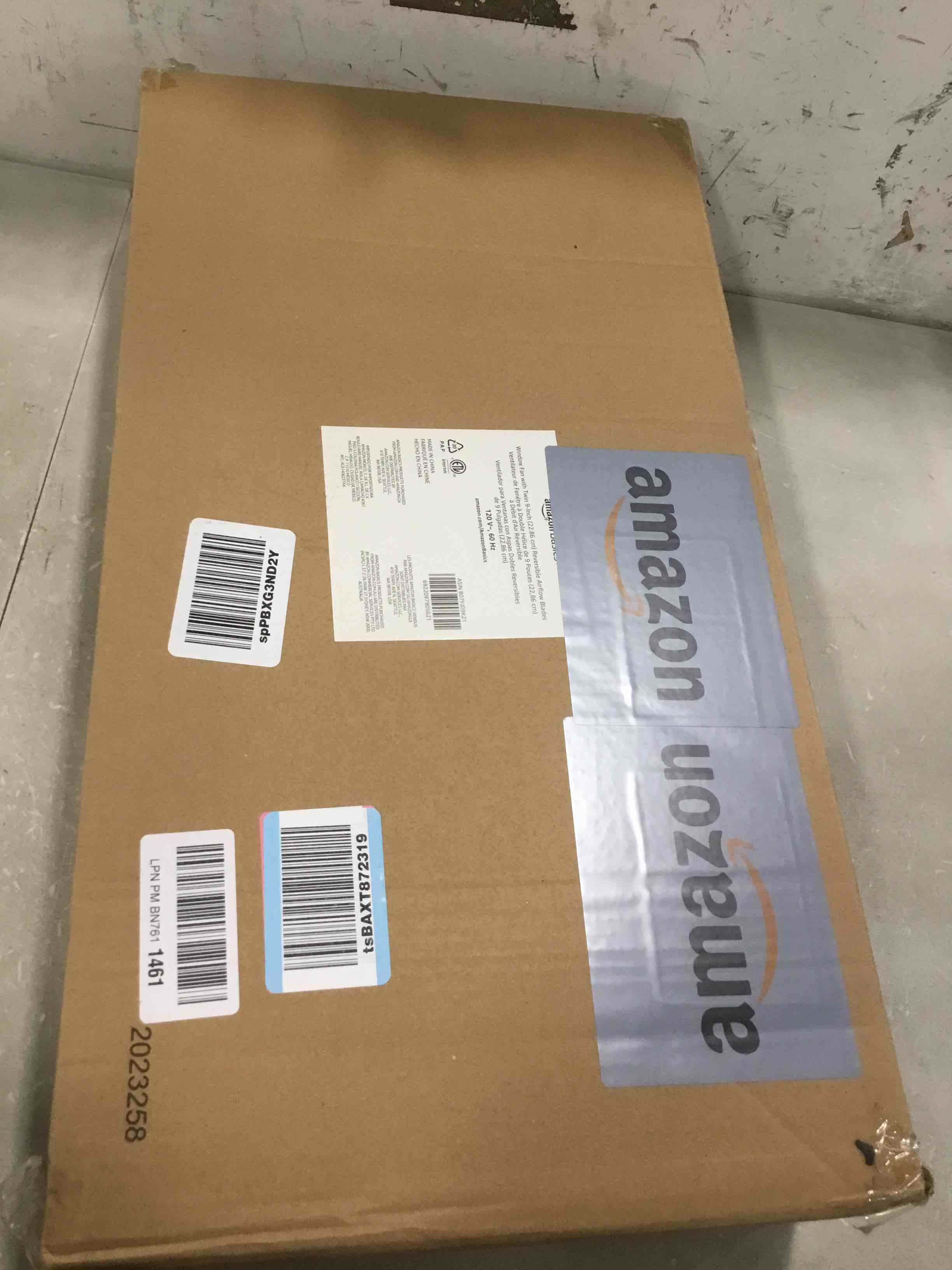 https://s3.amazonaws.com/lotting-images-prod/bidfta/BRN0055064_1725457978416.jpeg