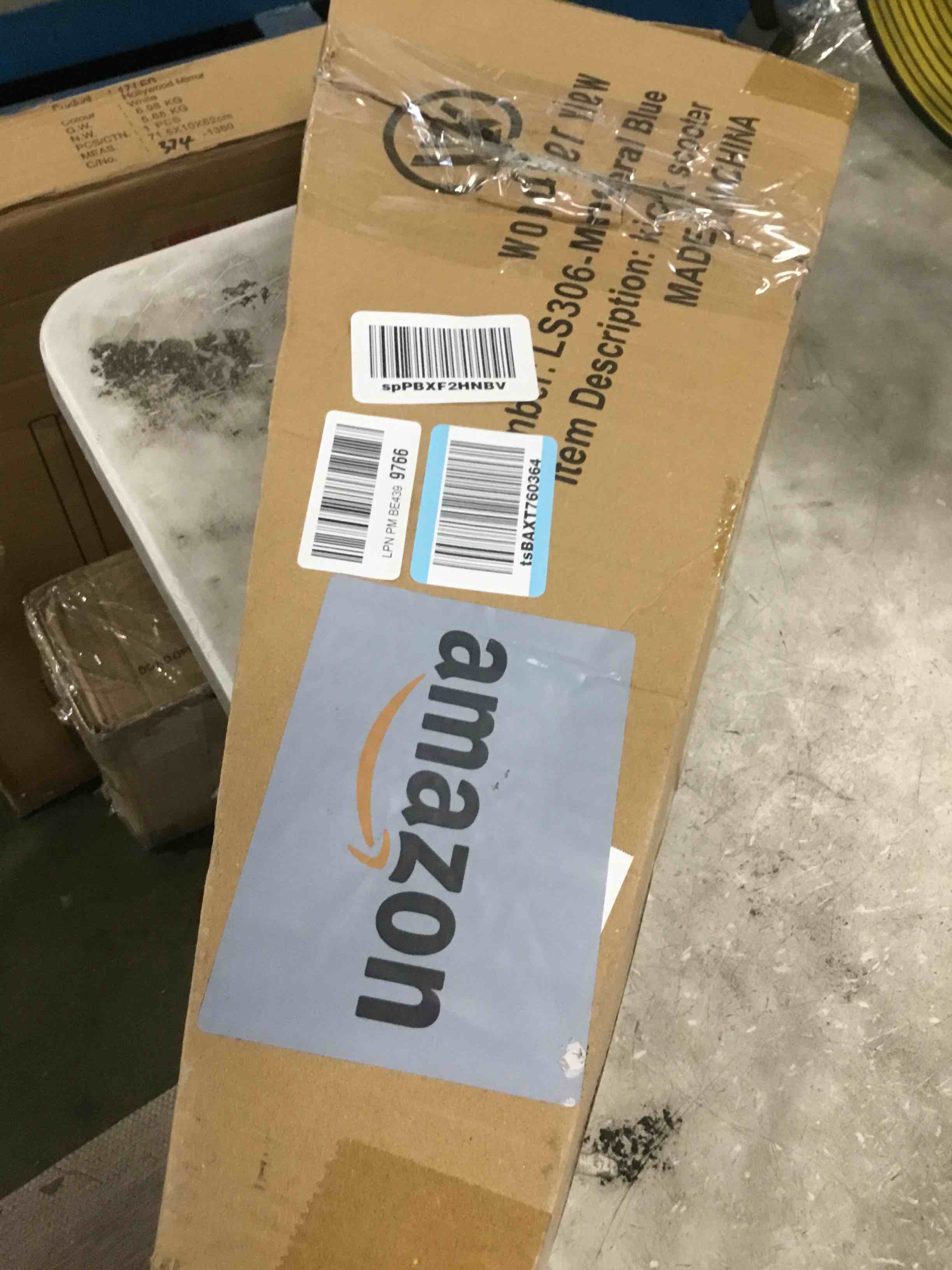 https://s3.amazonaws.com/lotting-images-prod/bidfta/BRN0055165_1725387940969.jpeg