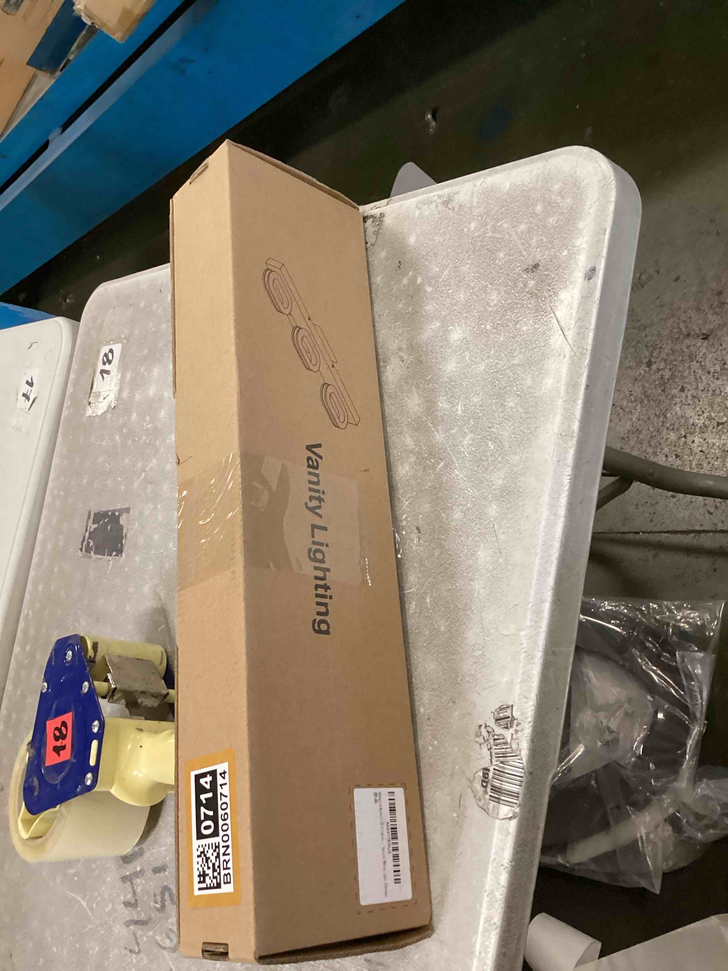https://s3.amazonaws.com/lotting-images-prod/bidfta/BRN0060714_1725023498381.jpeg