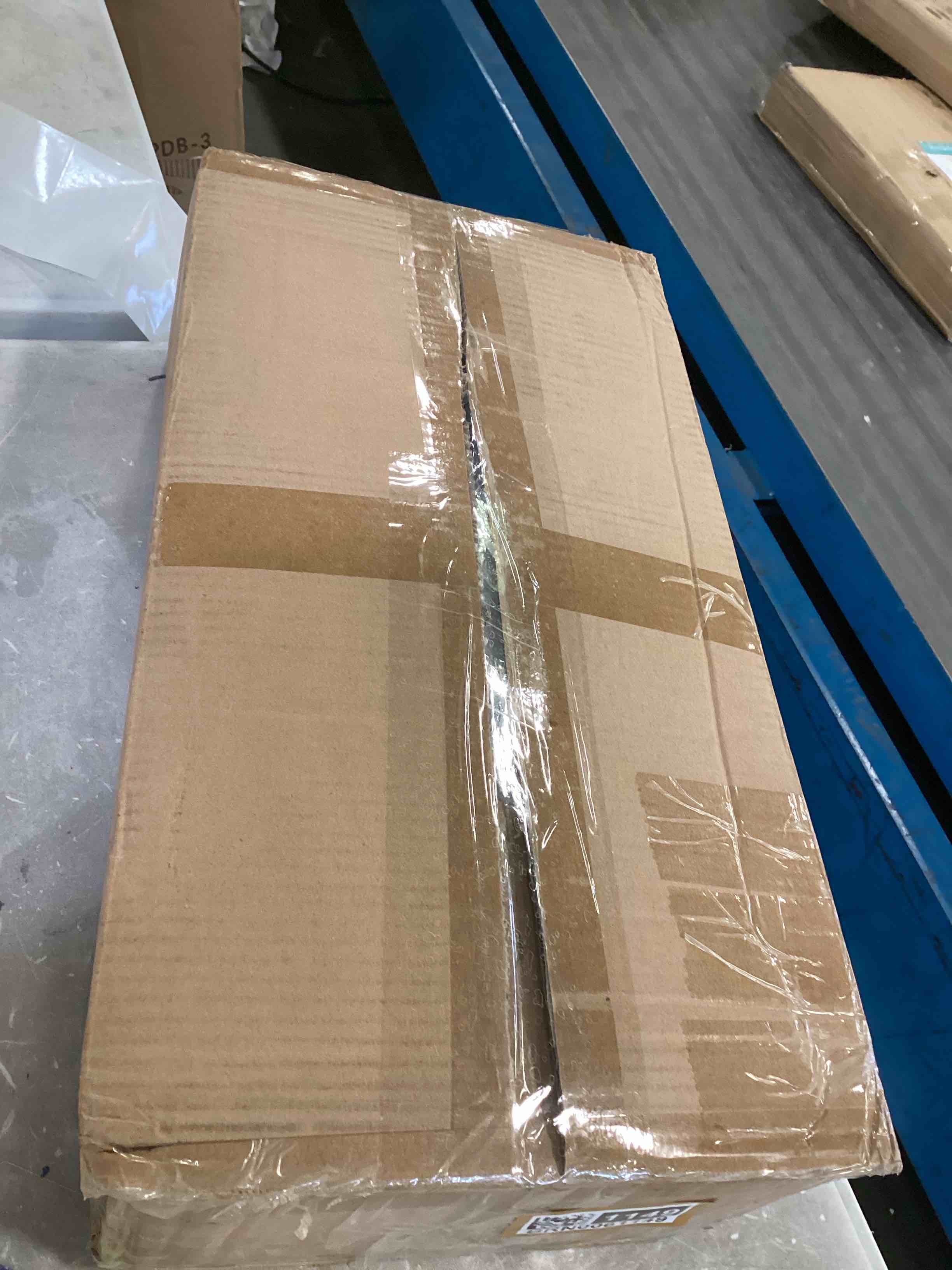 https://s3.amazonaws.com/lotting-images-prod/bidfta/BRN0061149_1724857841627.jpeg
