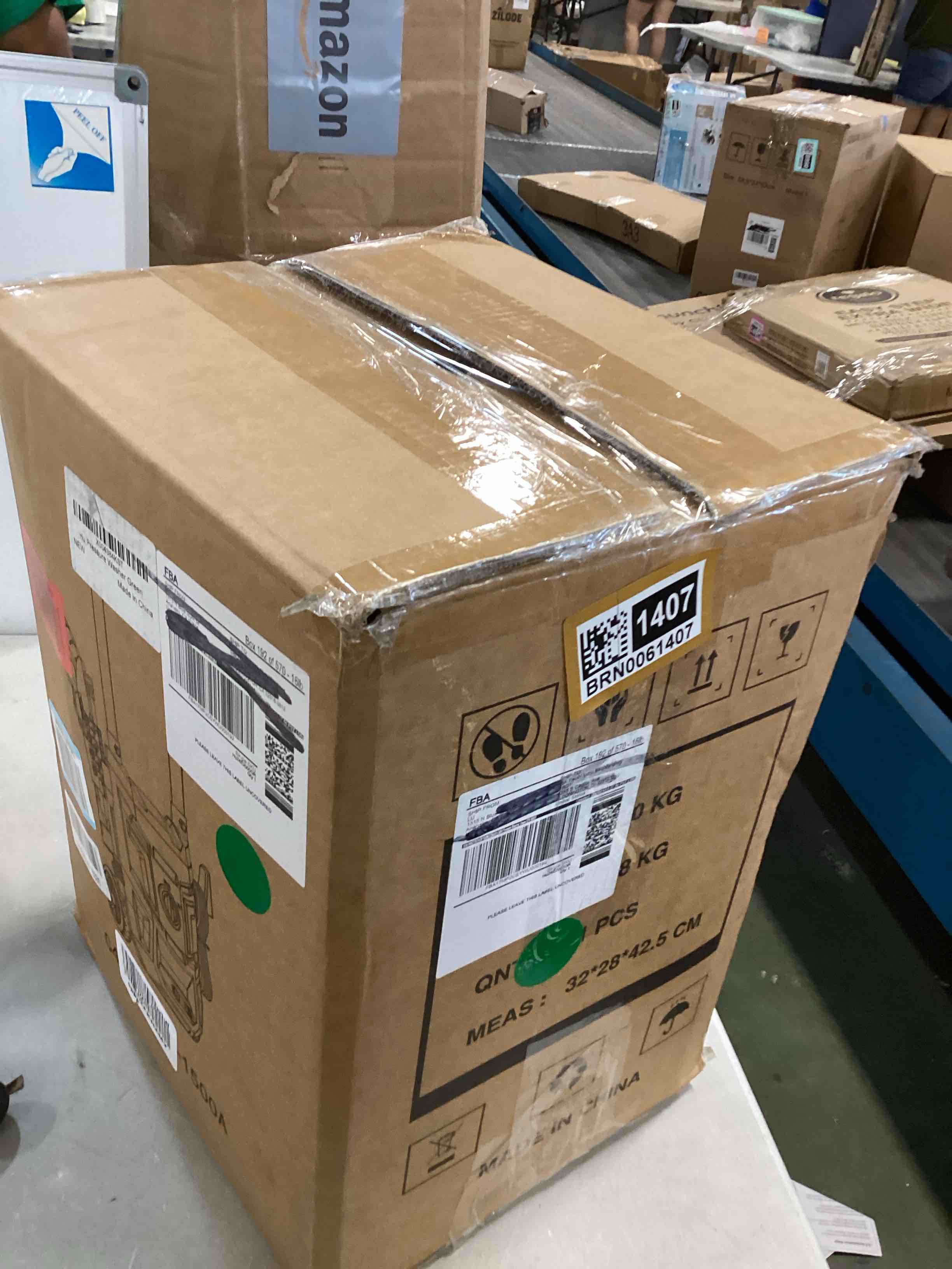 https://s3.amazonaws.com/lotting-images-prod/bidfta/BRN0061407_1724765928781.jpeg