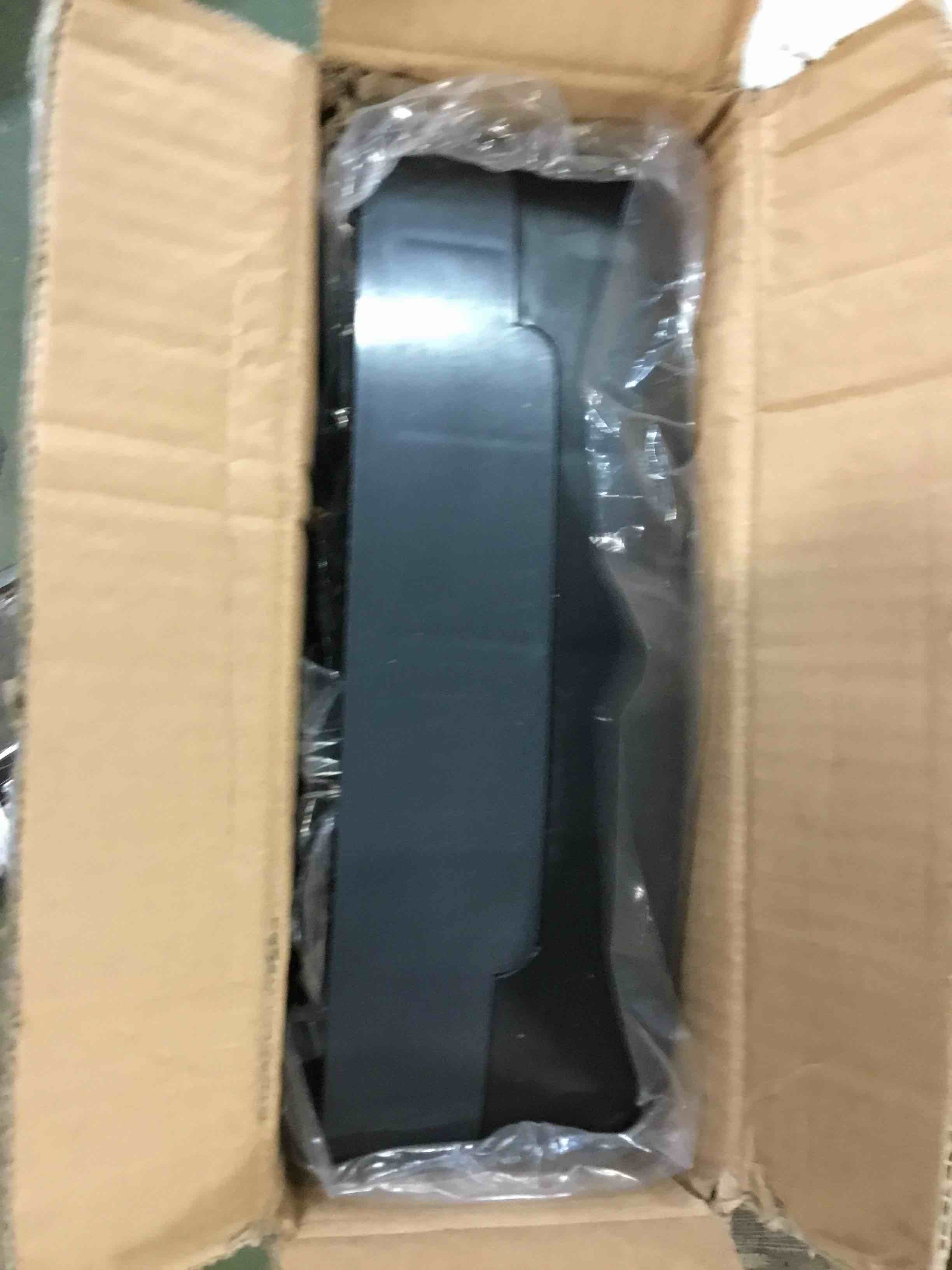 https://s3.amazonaws.com/lotting-images-prod/bidfta/BRN0062297_1725069655647.jpeg