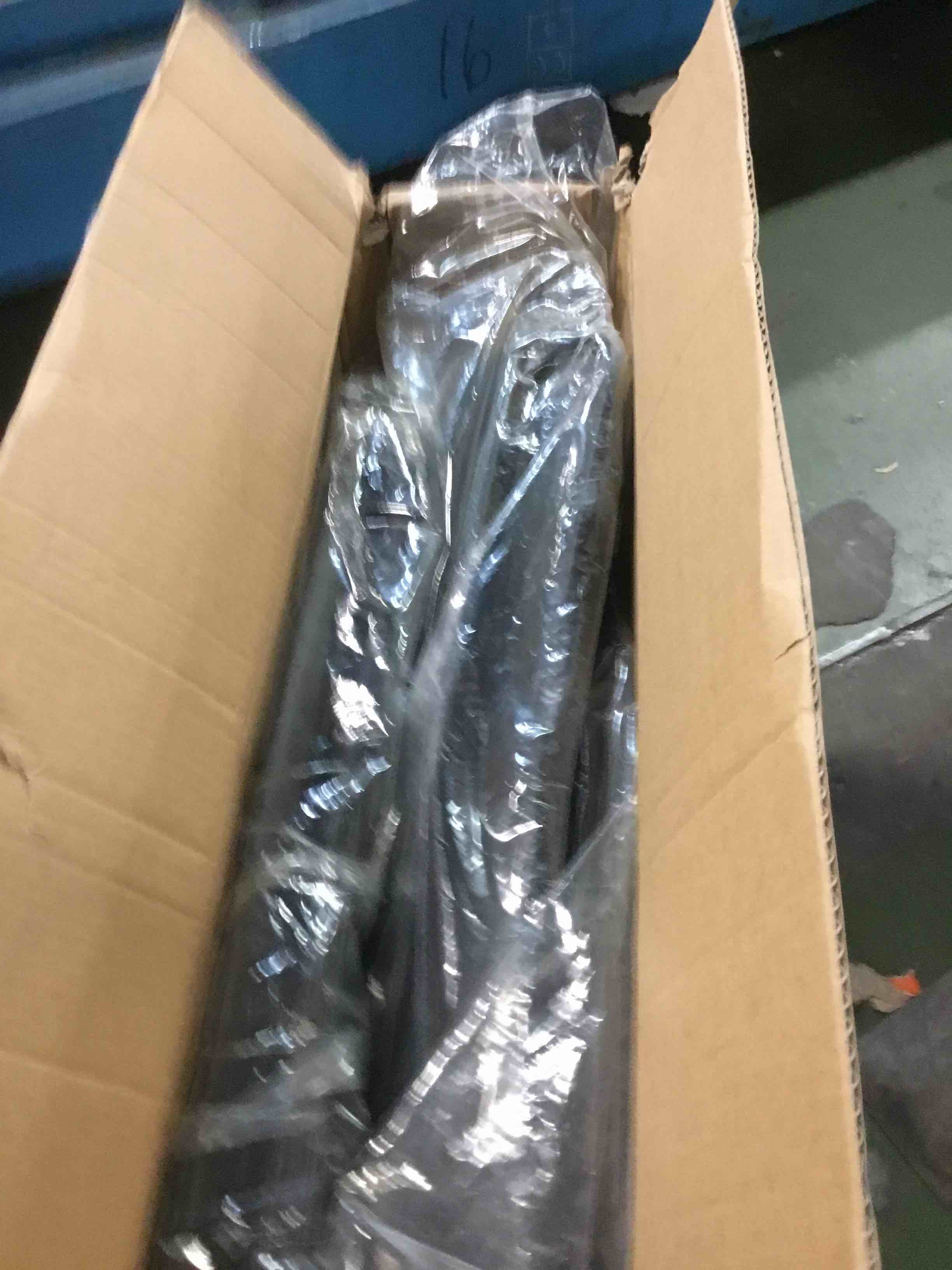 https://s3.amazonaws.com/lotting-images-prod/bidfta/BRN0062945_1724717163877.jpeg