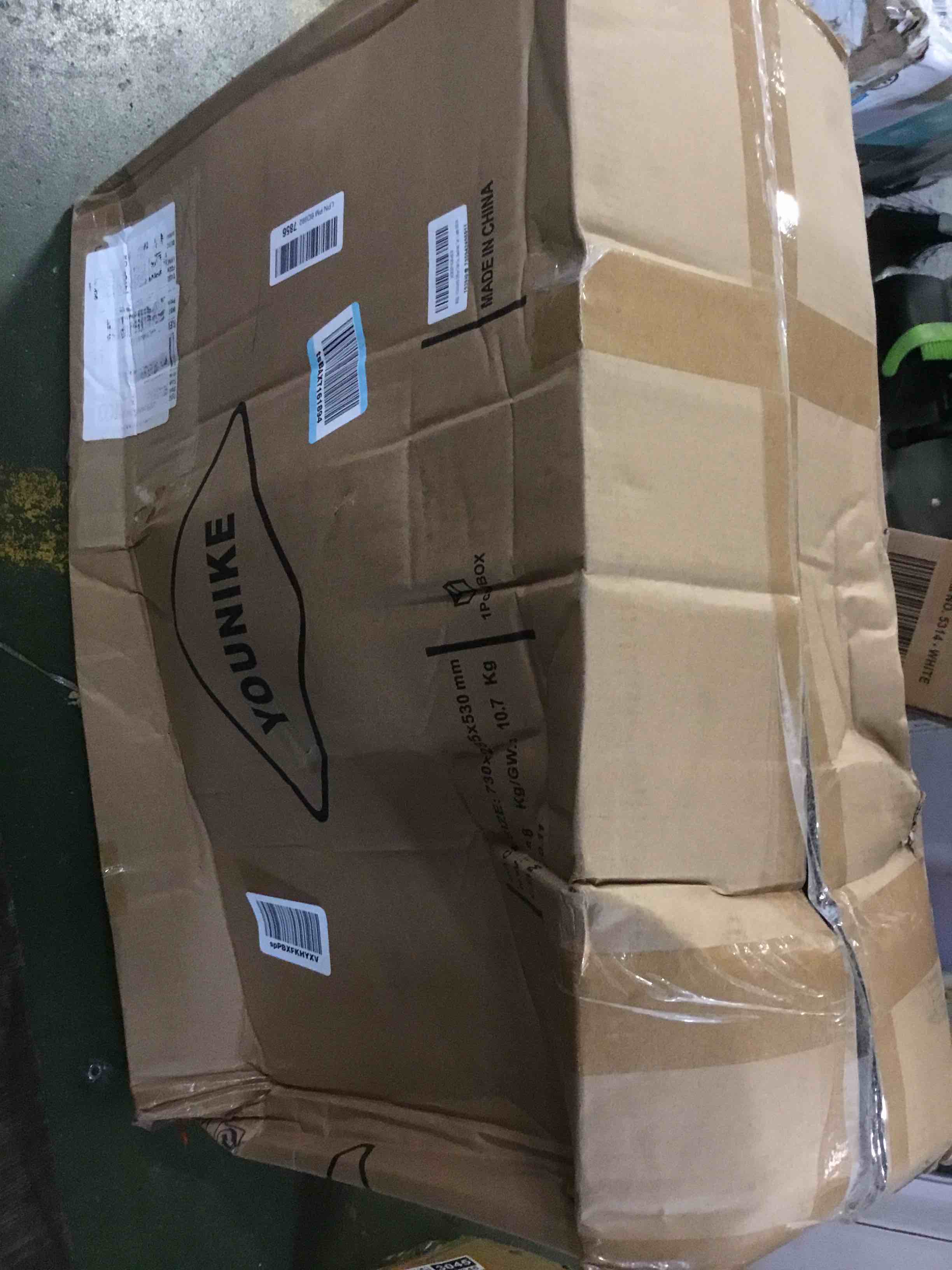https://s3.amazonaws.com/lotting-images-prod/bidfta/BRN0063028_1724709215627.jpeg