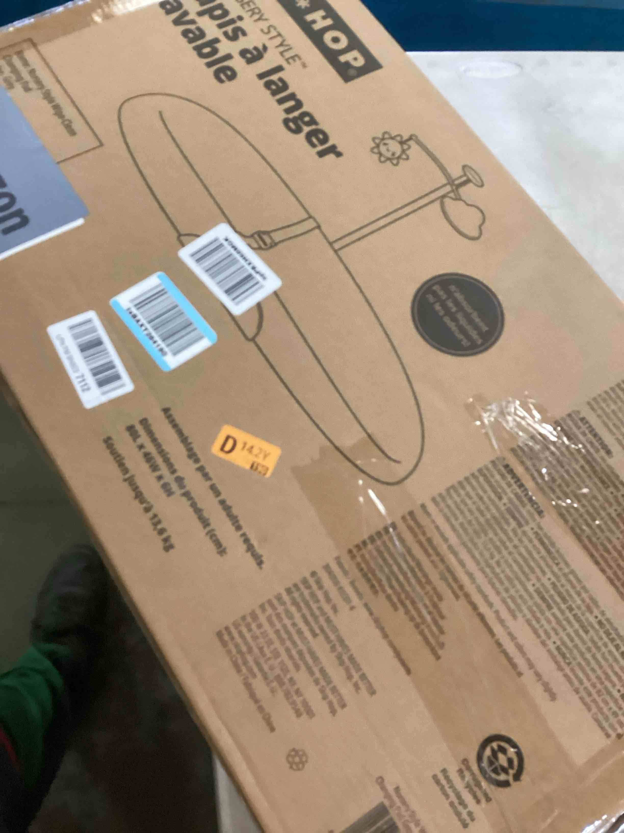 https://s3.amazonaws.com/lotting-images-prod/bidfta/BRN0065842_1724342545842.jpeg