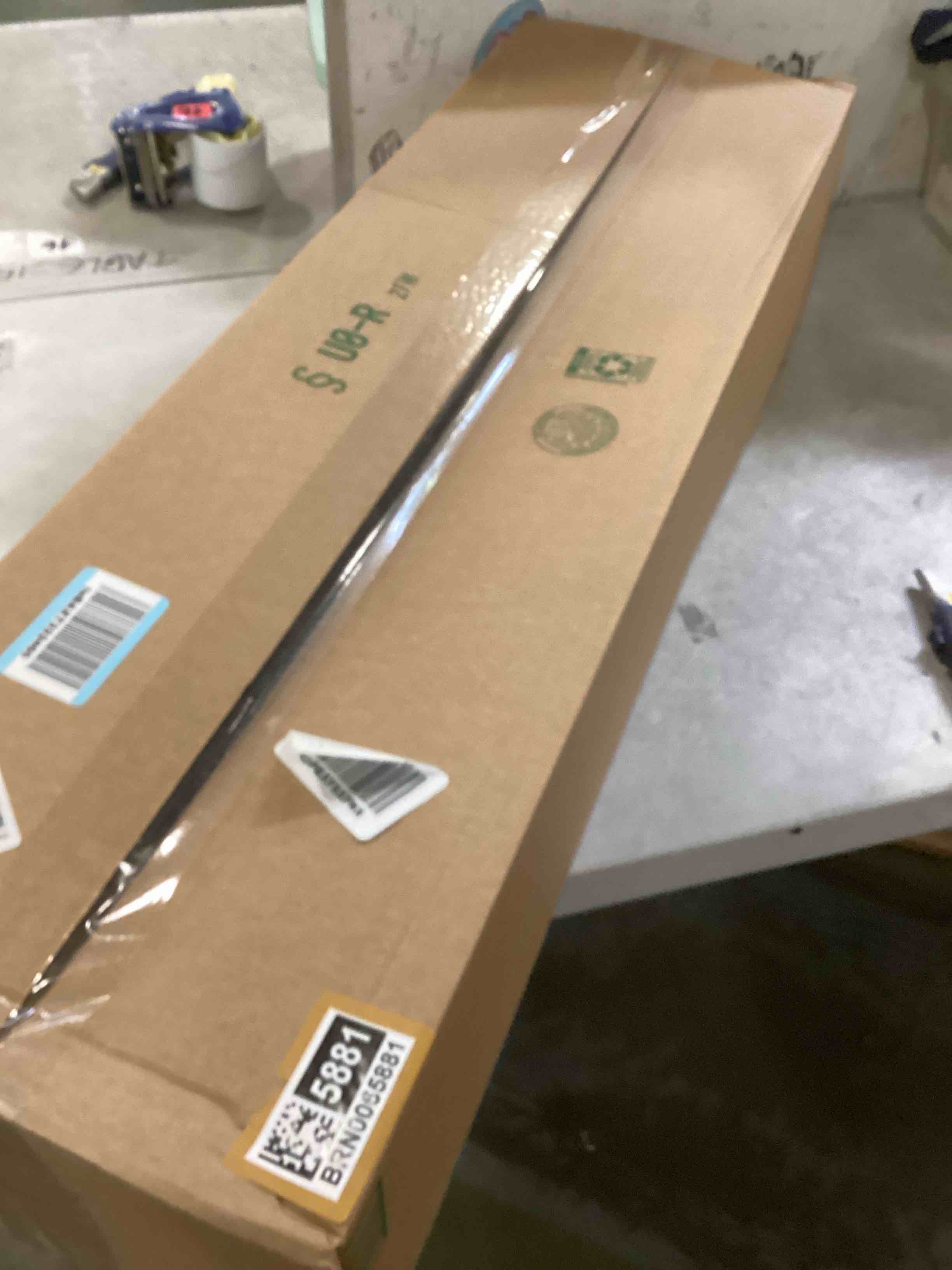 https://s3.amazonaws.com/lotting-images-prod/bidfta/BRN0065881_1724338975069.jpeg