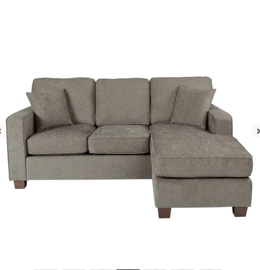 Office Star - Russell Sectional ( incomplete sofa  / Box 1 of 3 ) 