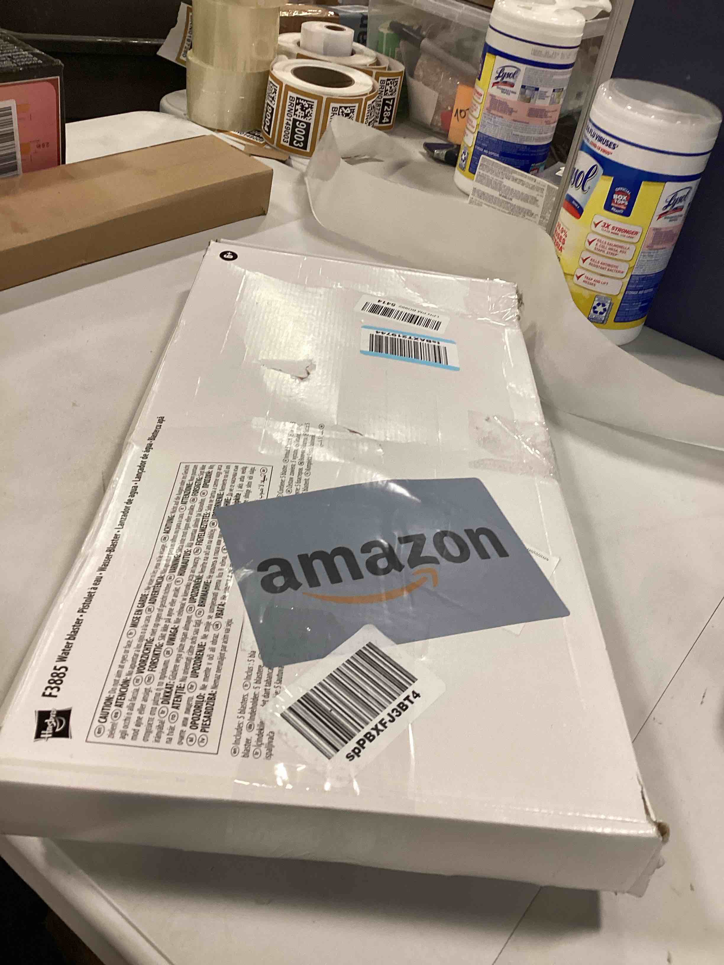 https://s3.amazonaws.com/lotting-images-prod/bidfta/BRN0068317_1725504637315.jpeg
