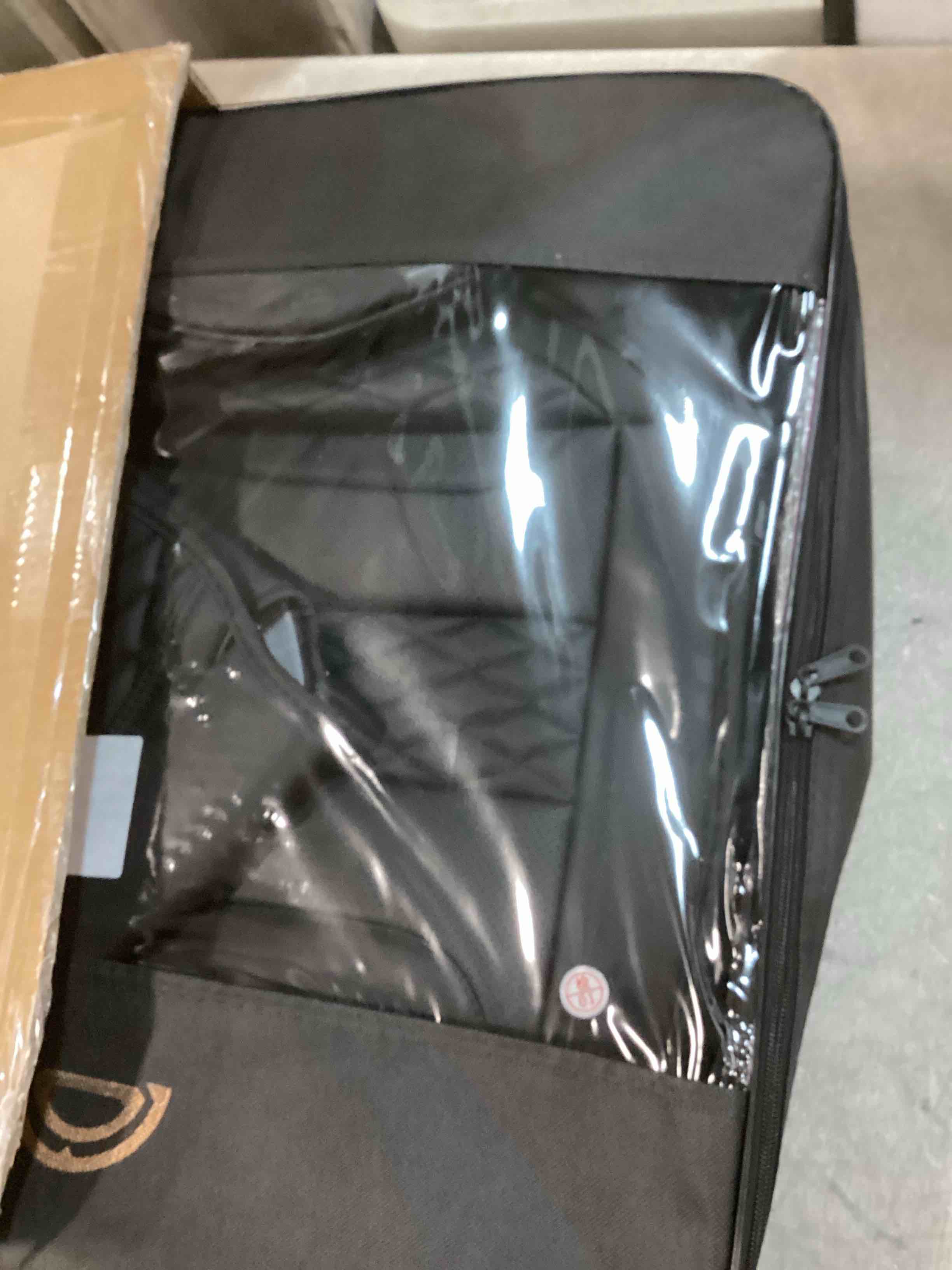 https://s3.amazonaws.com/lotting-images-prod/bidfta/BRN0070764_1725118121239.jpeg