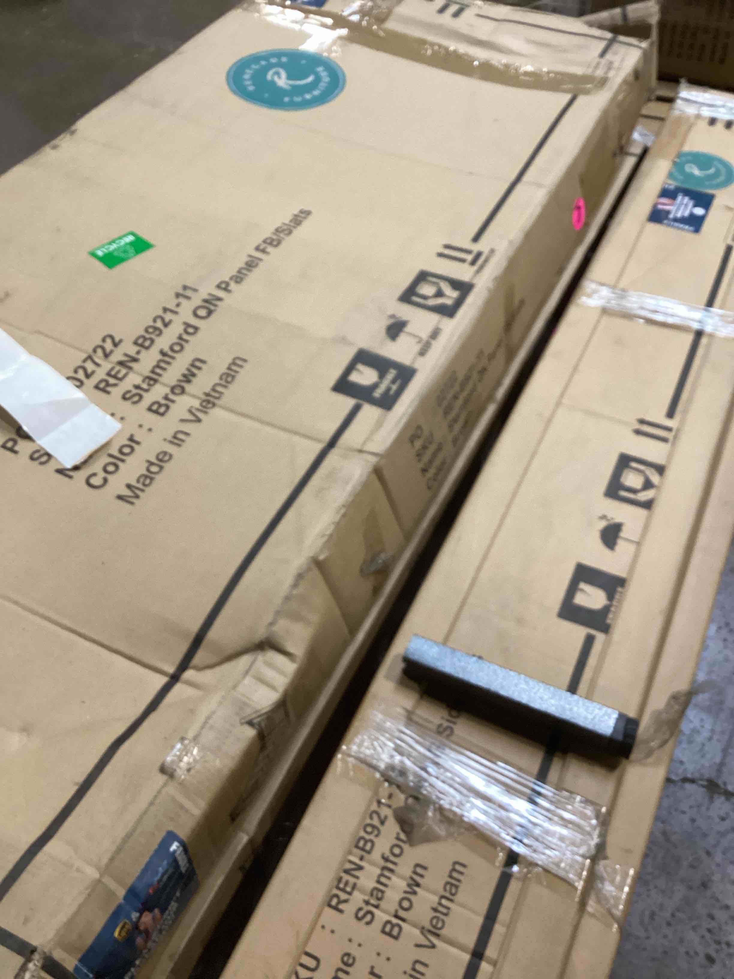 Stamford Brown Queen Panel Bed