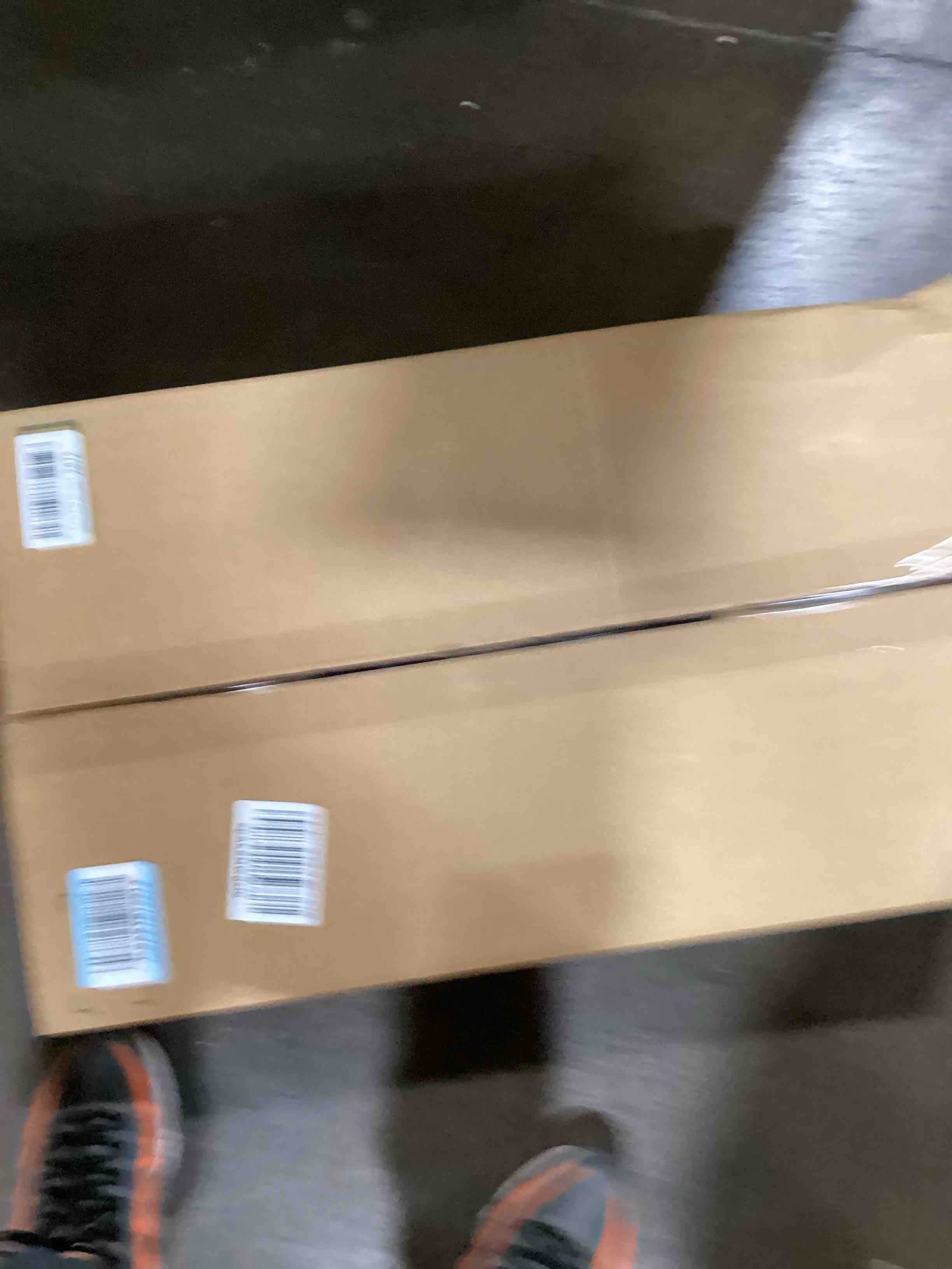https://s3.amazonaws.com/lotting-images-prod/bidfta/BRN0075450_1729788492804.jpeg