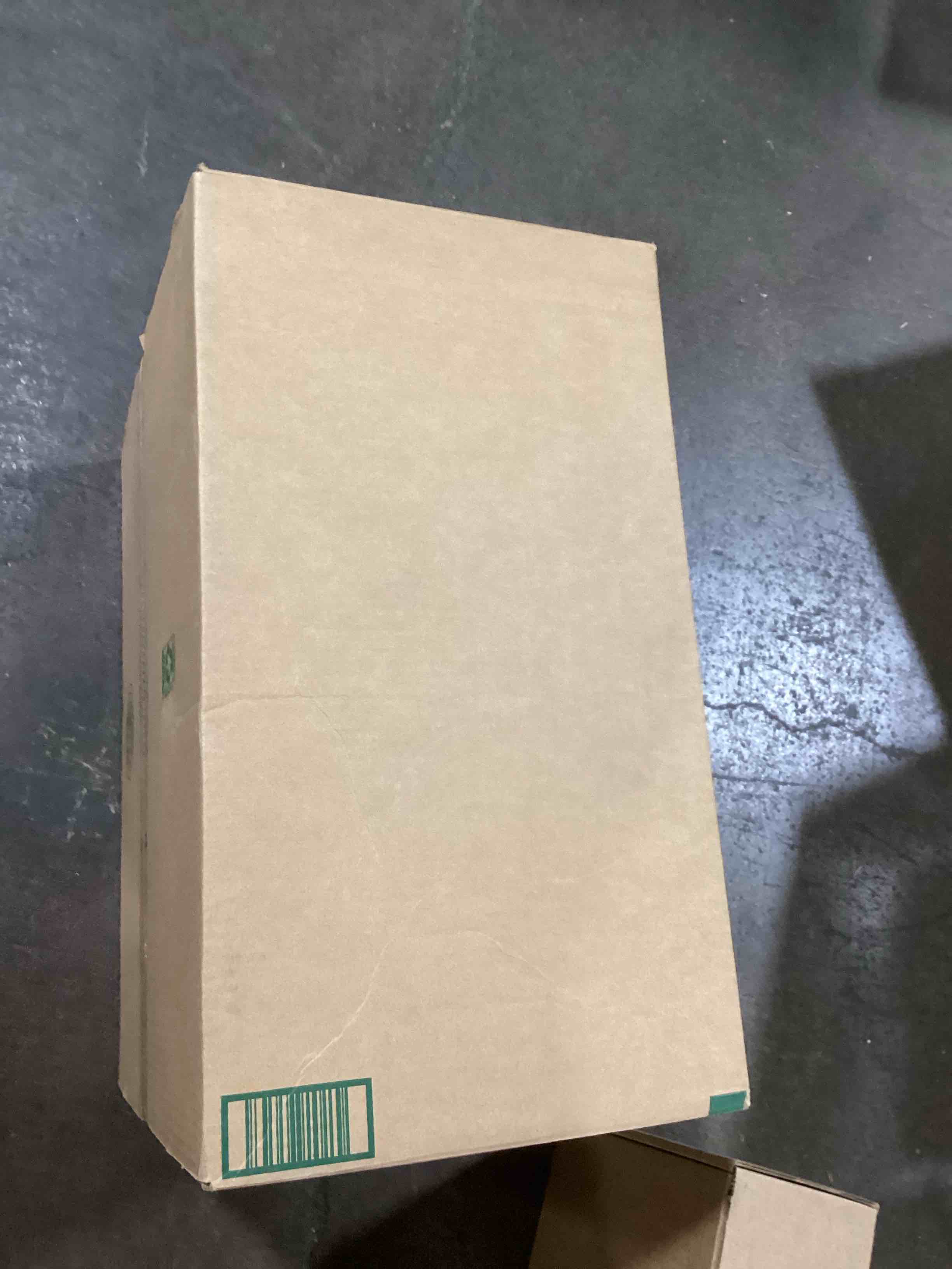 https://s3.amazonaws.com/lotting-images-prod/bidfta/BRN0075499_1729777566763.jpeg