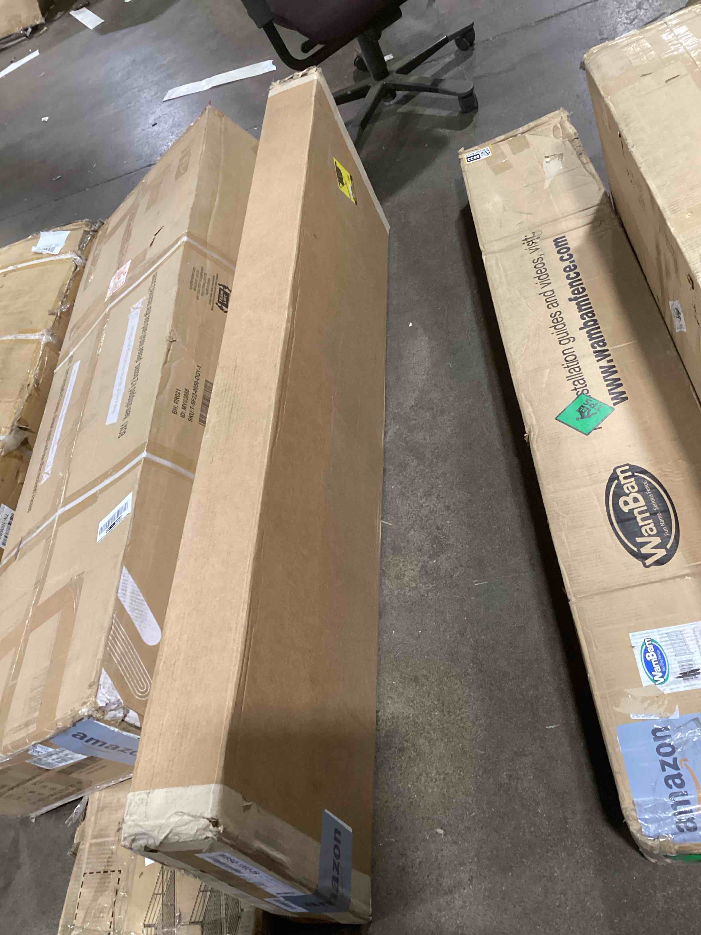 https://s3.amazonaws.com/lotting-images-prod/bidfta/BRN0076932_1729101214775.jpeg