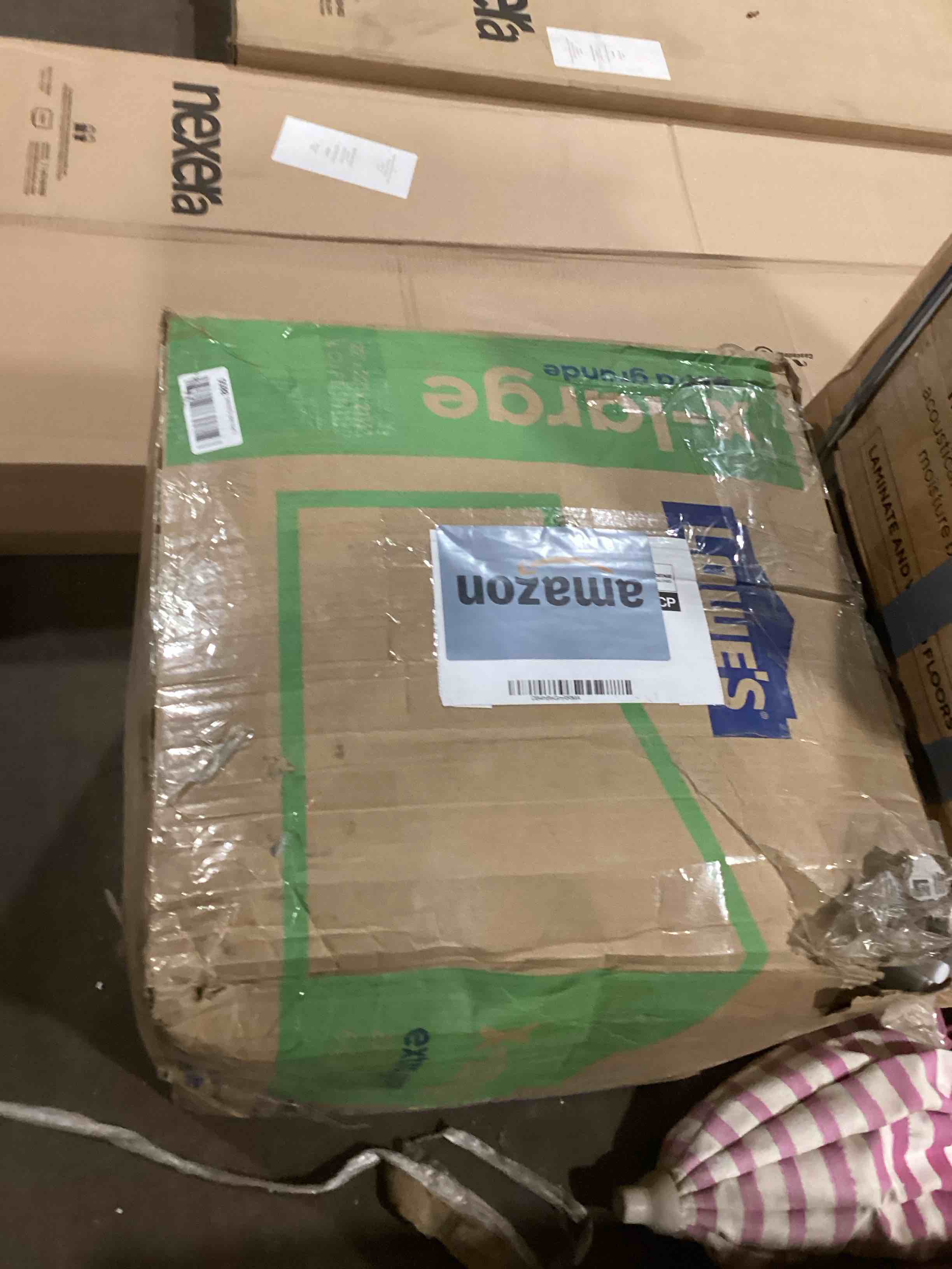 https://s3.amazonaws.com/lotting-images-prod/bidfta/BRN0079040_1729795873988.jpeg