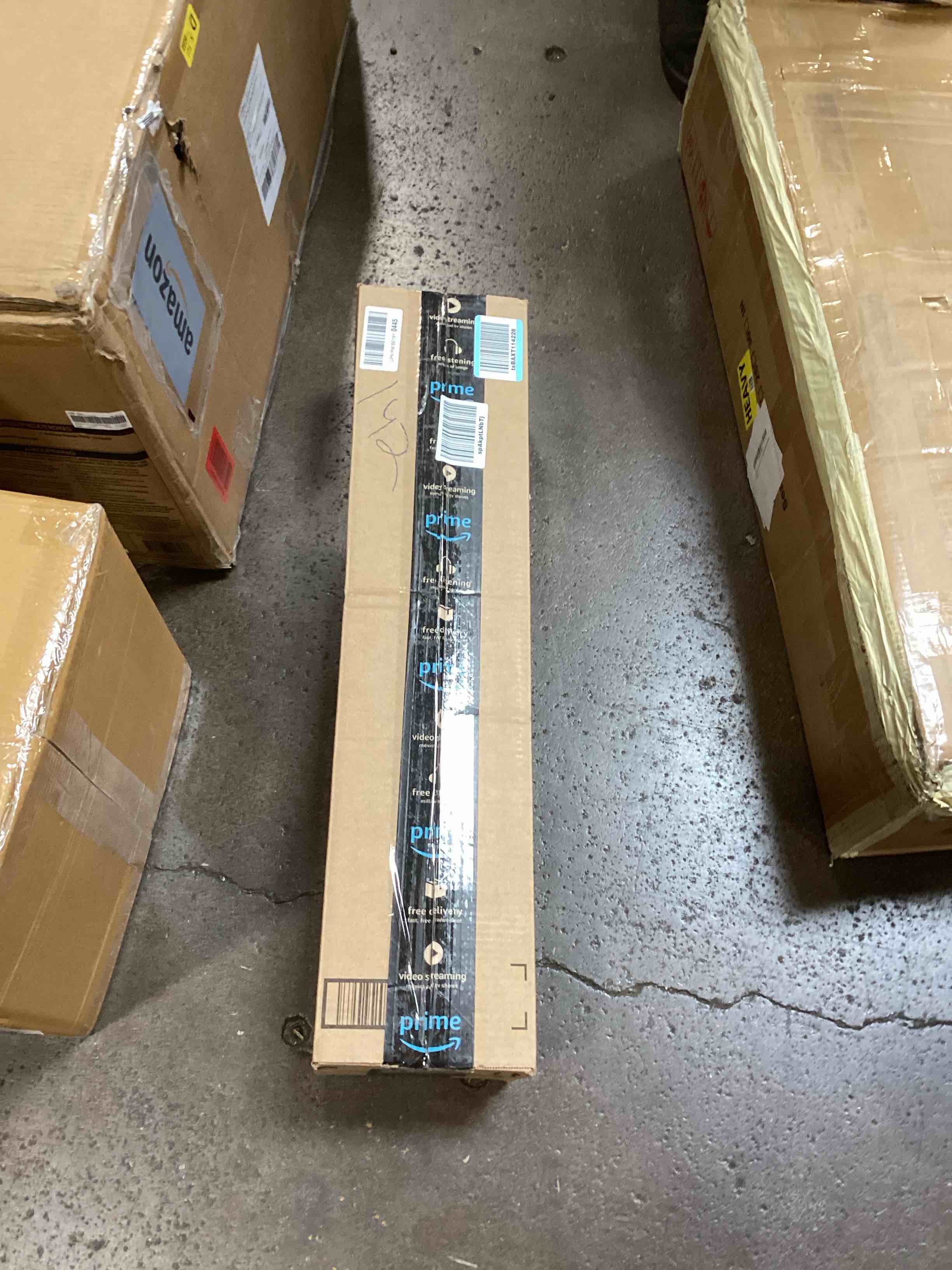 https://s3.amazonaws.com/lotting-images-prod/bidfta/BRN0081328_1729523796841.jpeg