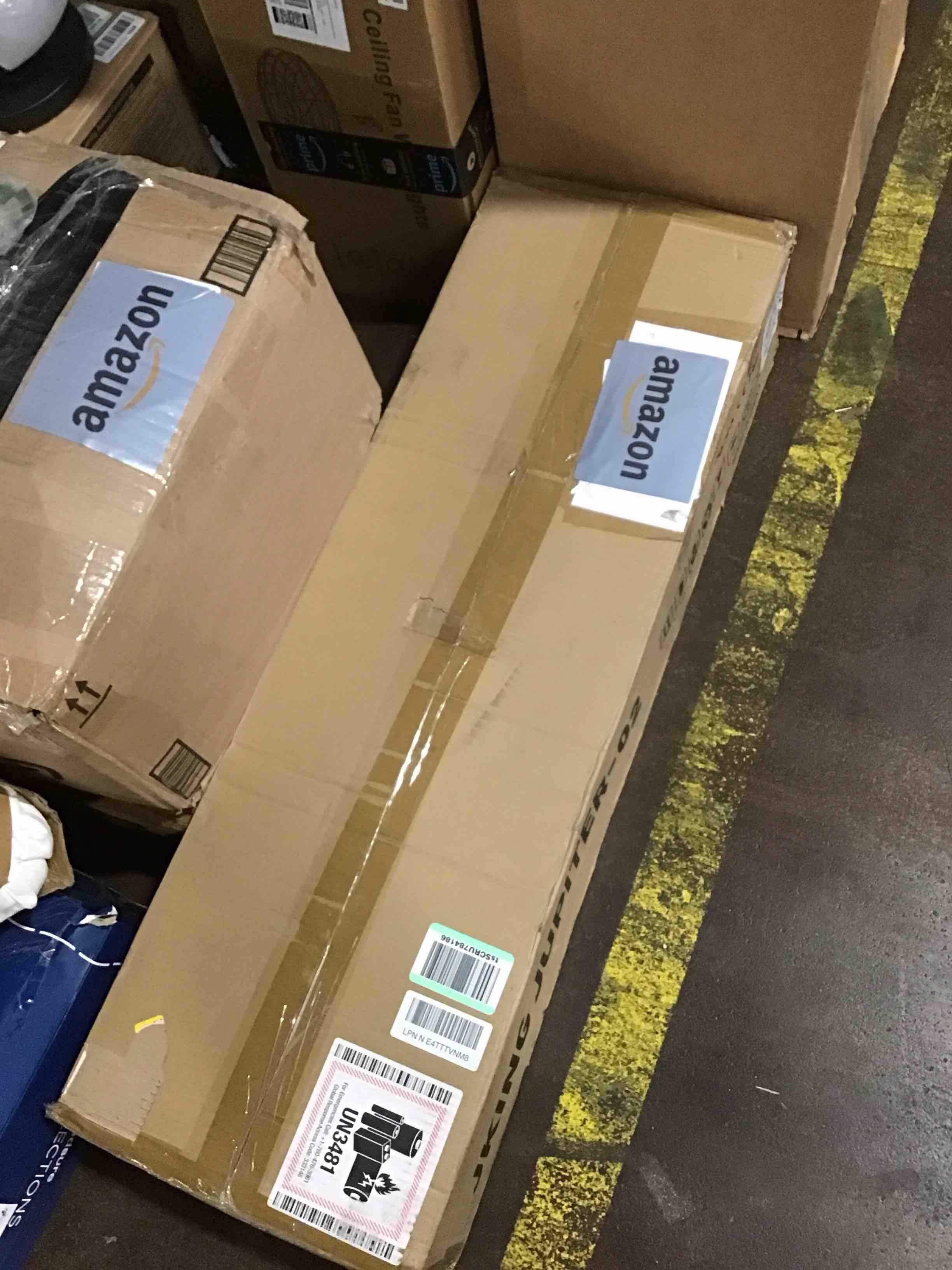 https://s3.amazonaws.com/lotting-images-prod/bidfta/BRN0082730_1729536611648.jpeg