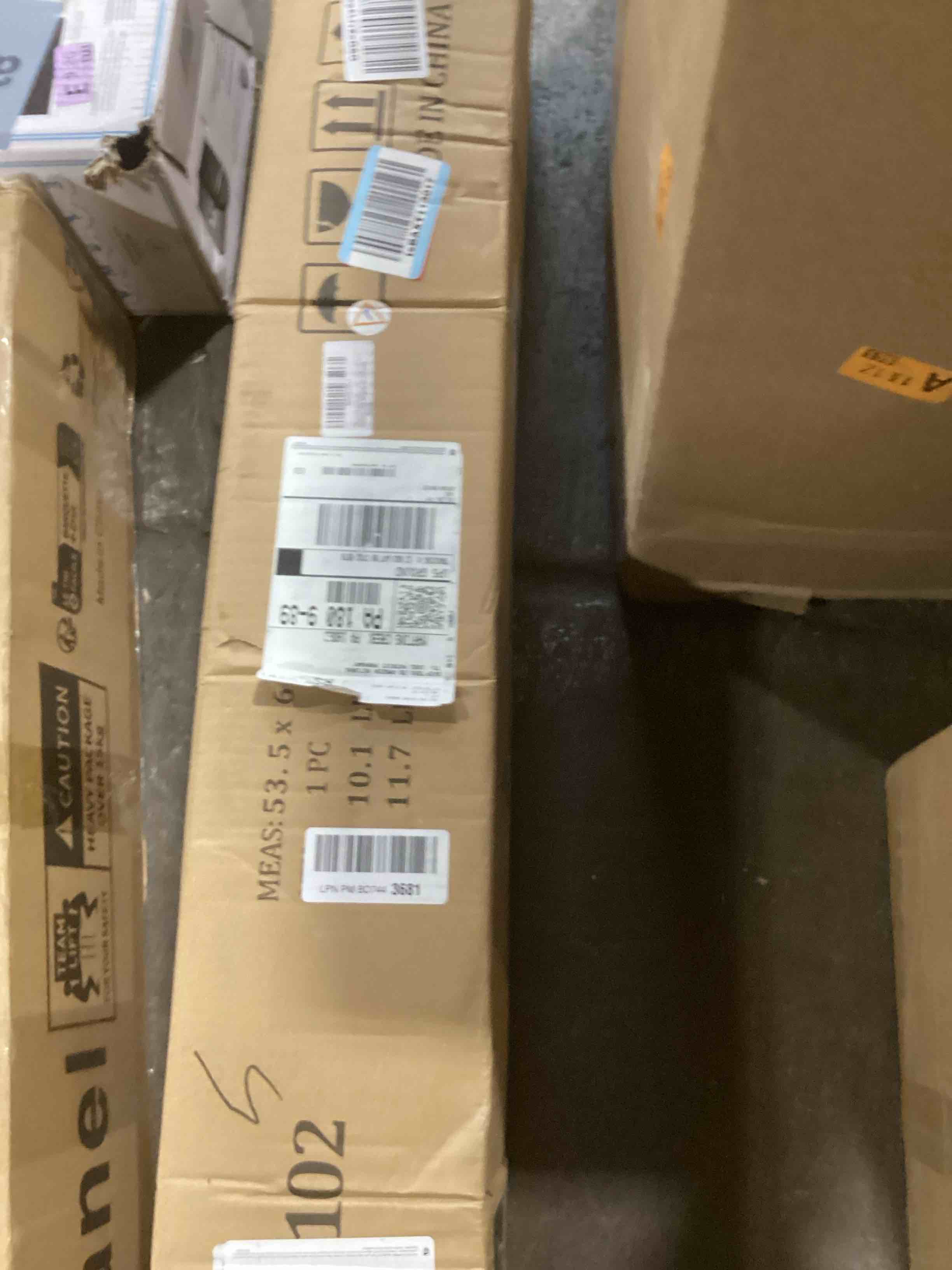 https://s3.amazonaws.com/lotting-images-prod/bidfta/BRN0083042_1729530203431.jpeg