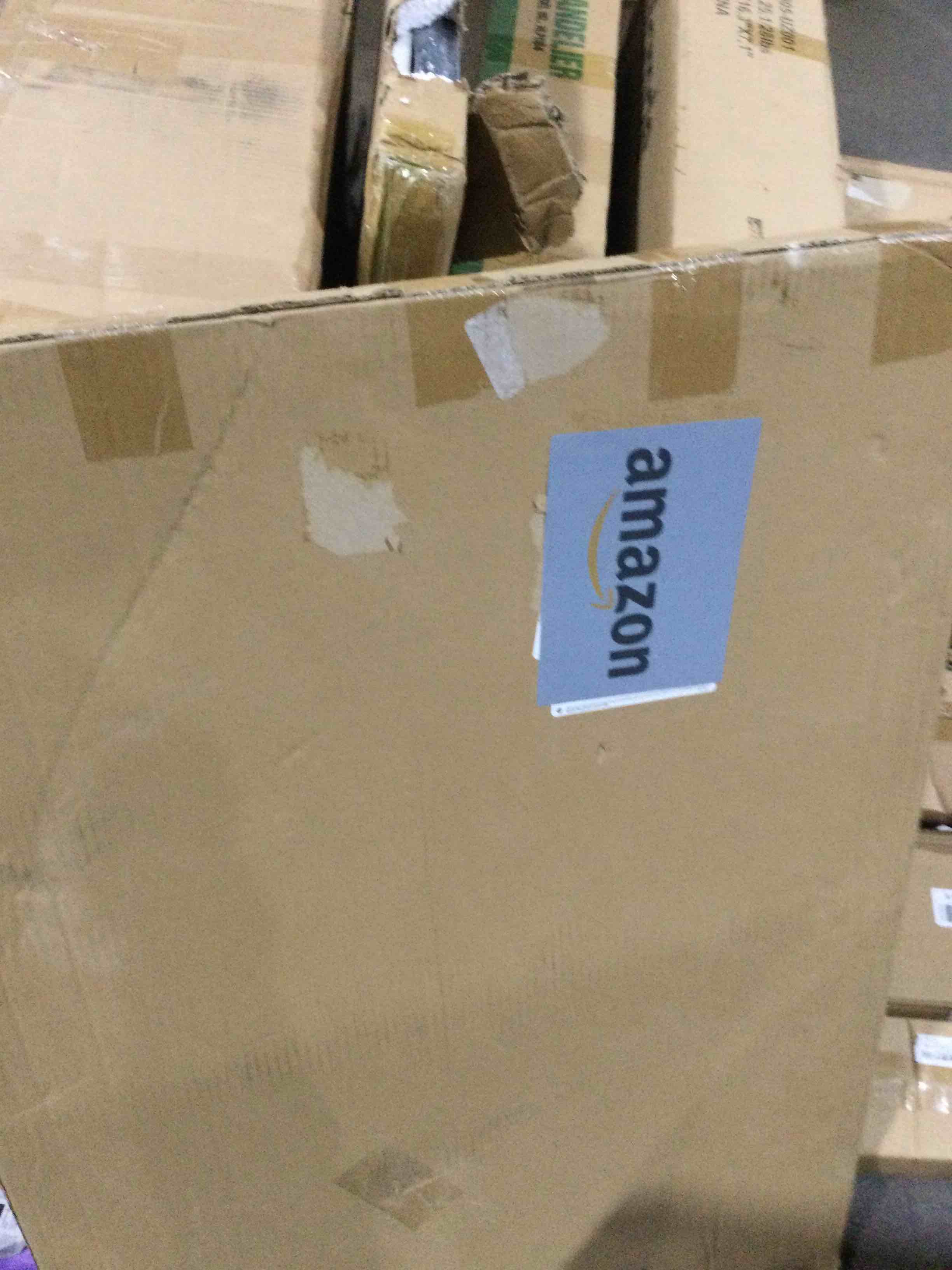 https://s3.amazonaws.com/lotting-images-prod/bidfta/BRN0083325_1729544164565.jpeg