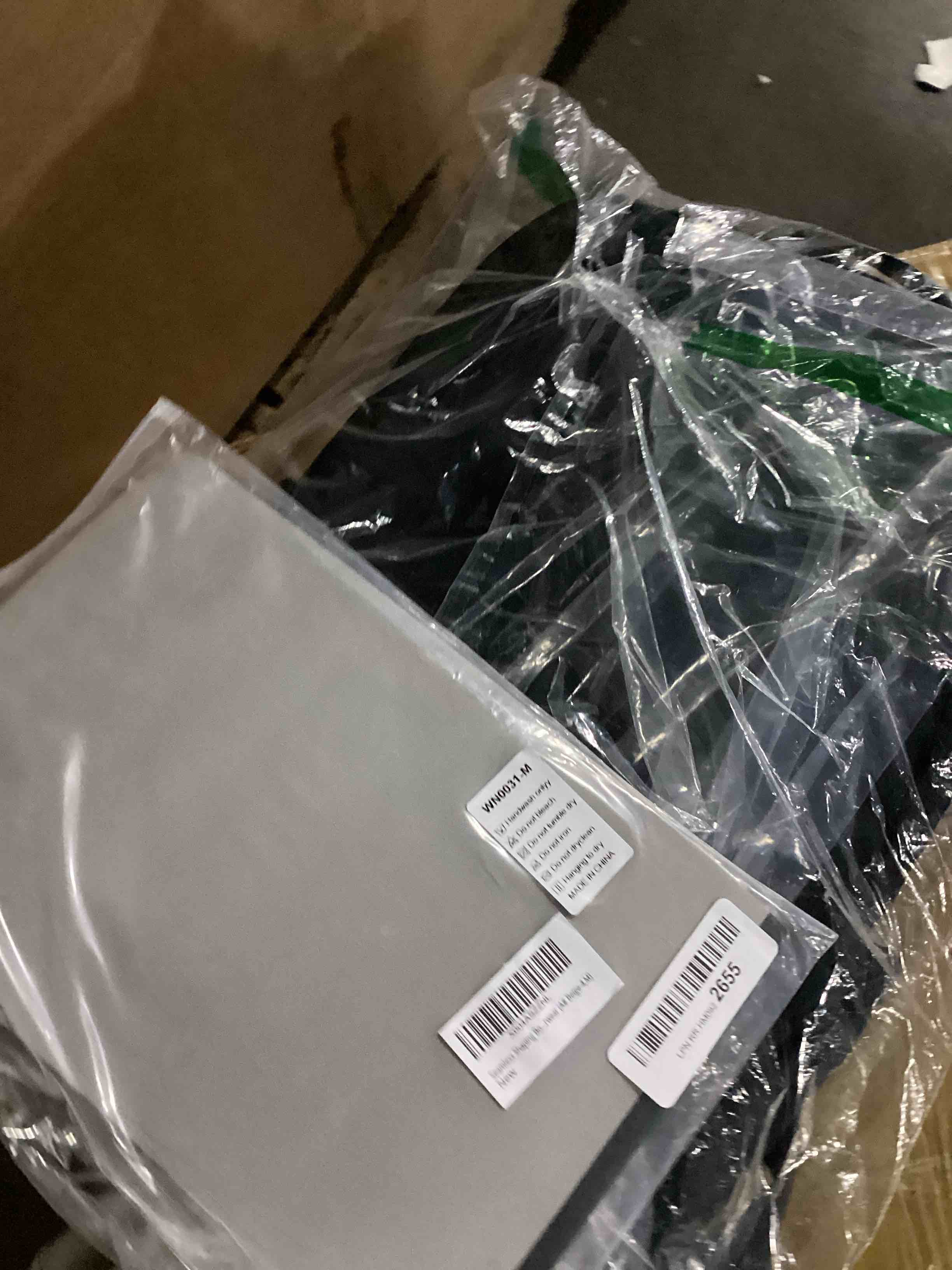 https://s3.amazonaws.com/lotting-images-prod/bidfta/BRN0084653_1730823406505.jpeg