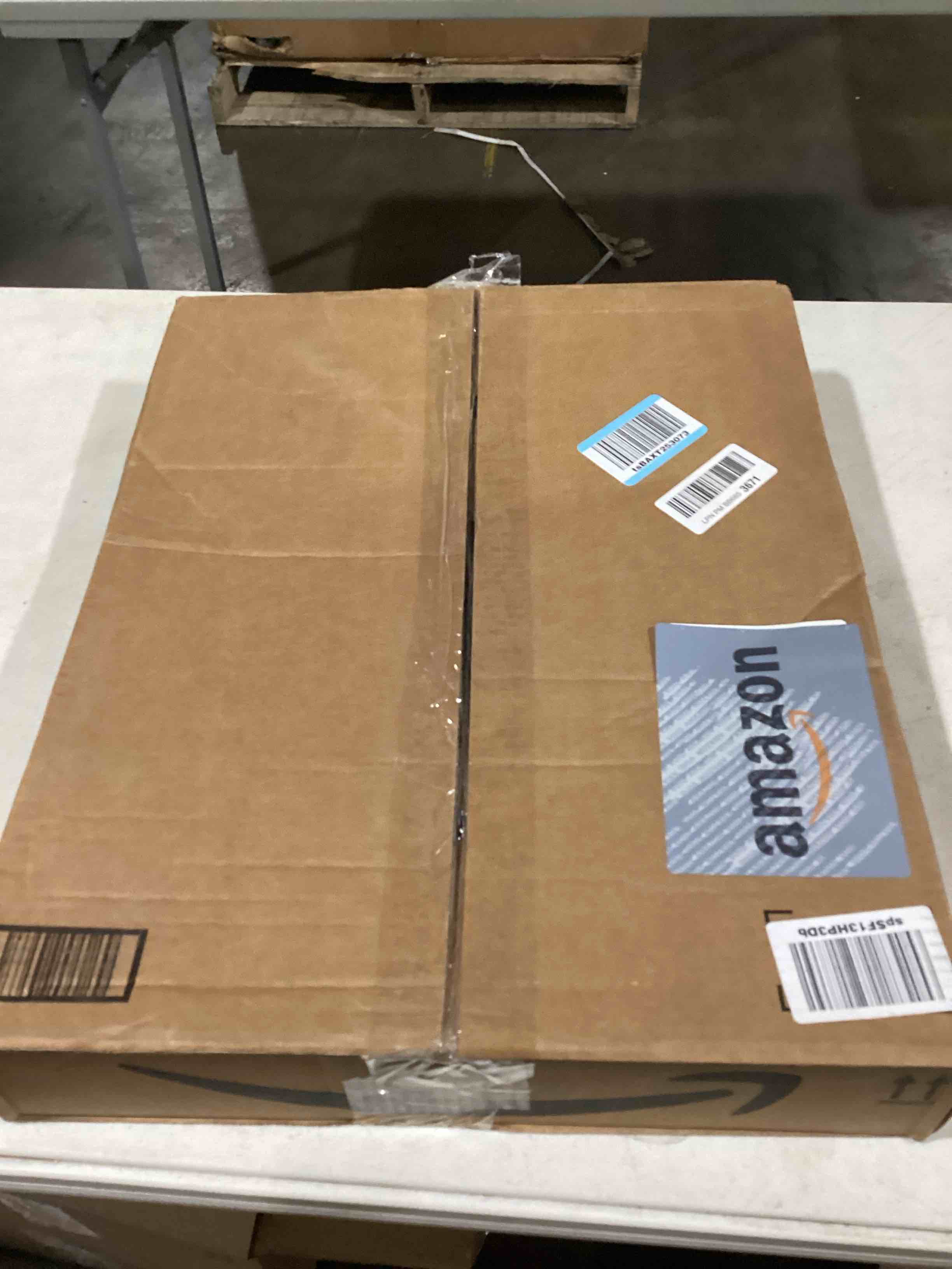 https://s3.amazonaws.com/lotting-images-prod/bidfta/BRN0088593_1730823480129.jpeg